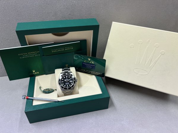 Rolex Submariner Date 41 15