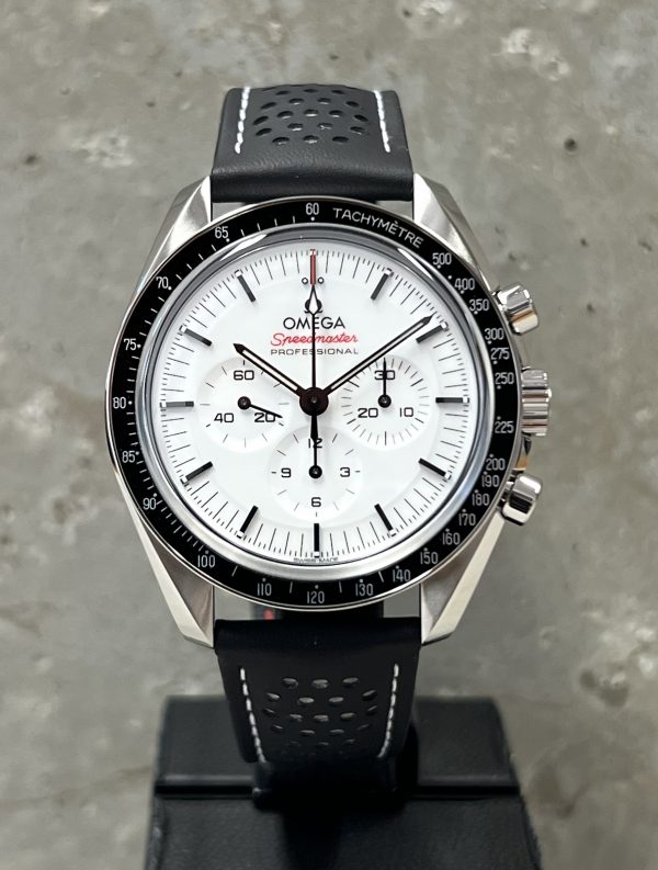 Omega Speedmaster Moonwatch Co-Axial Master Chronometer 42mm 1
