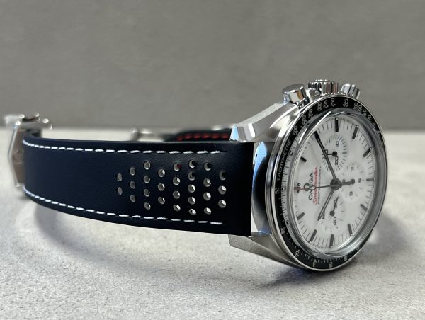 Omega Speedmaster Moonwatch Co-Axial Master Chronometer 42mm 13