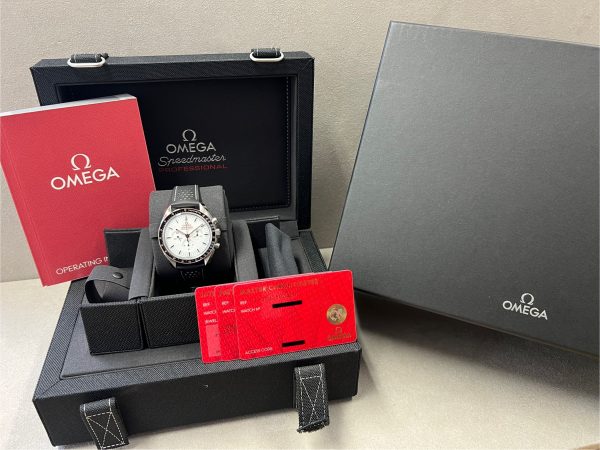 Omega Speedmaster Moonwatch Co-Axial Master Chronometer 42mm 15