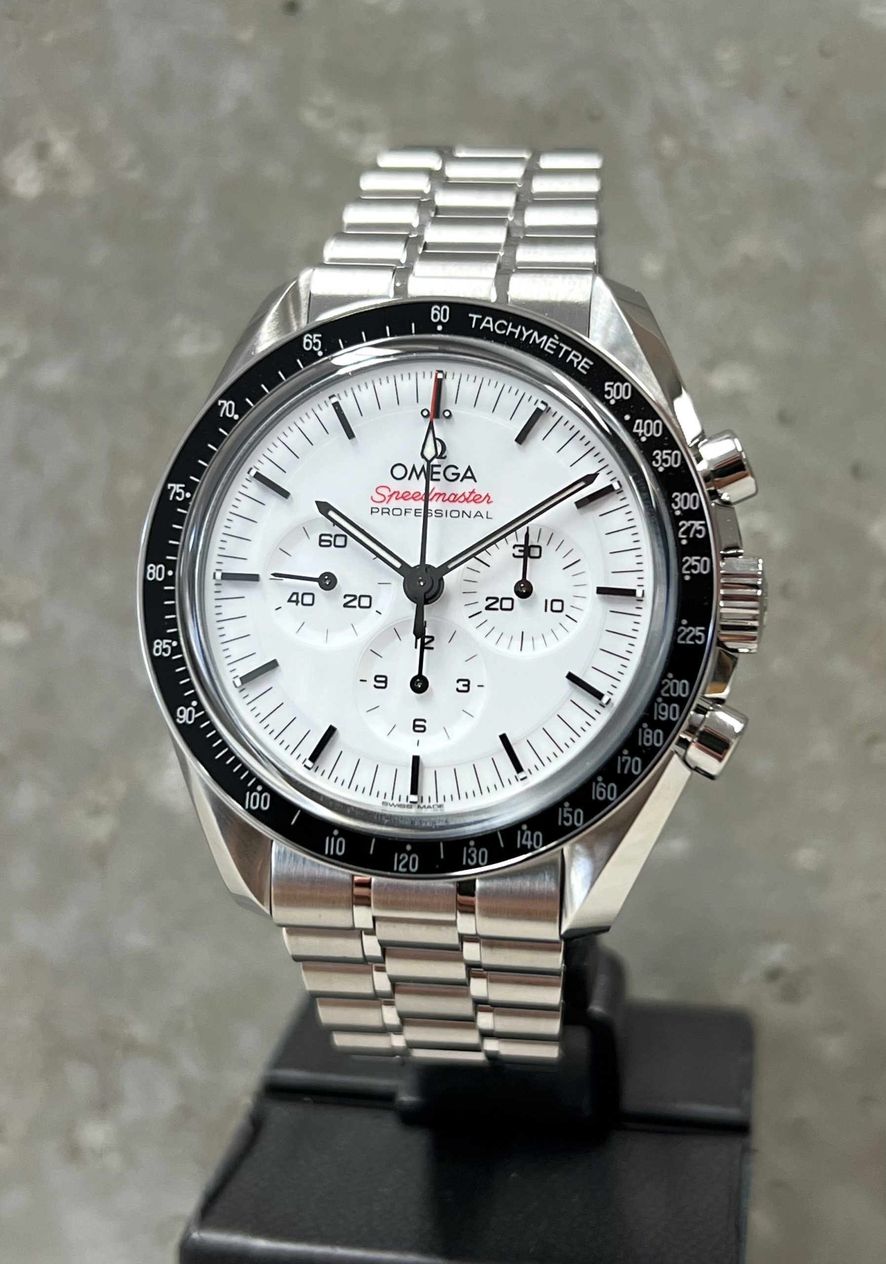 Omega Speedmaster Moonwatch Co-Axial Master