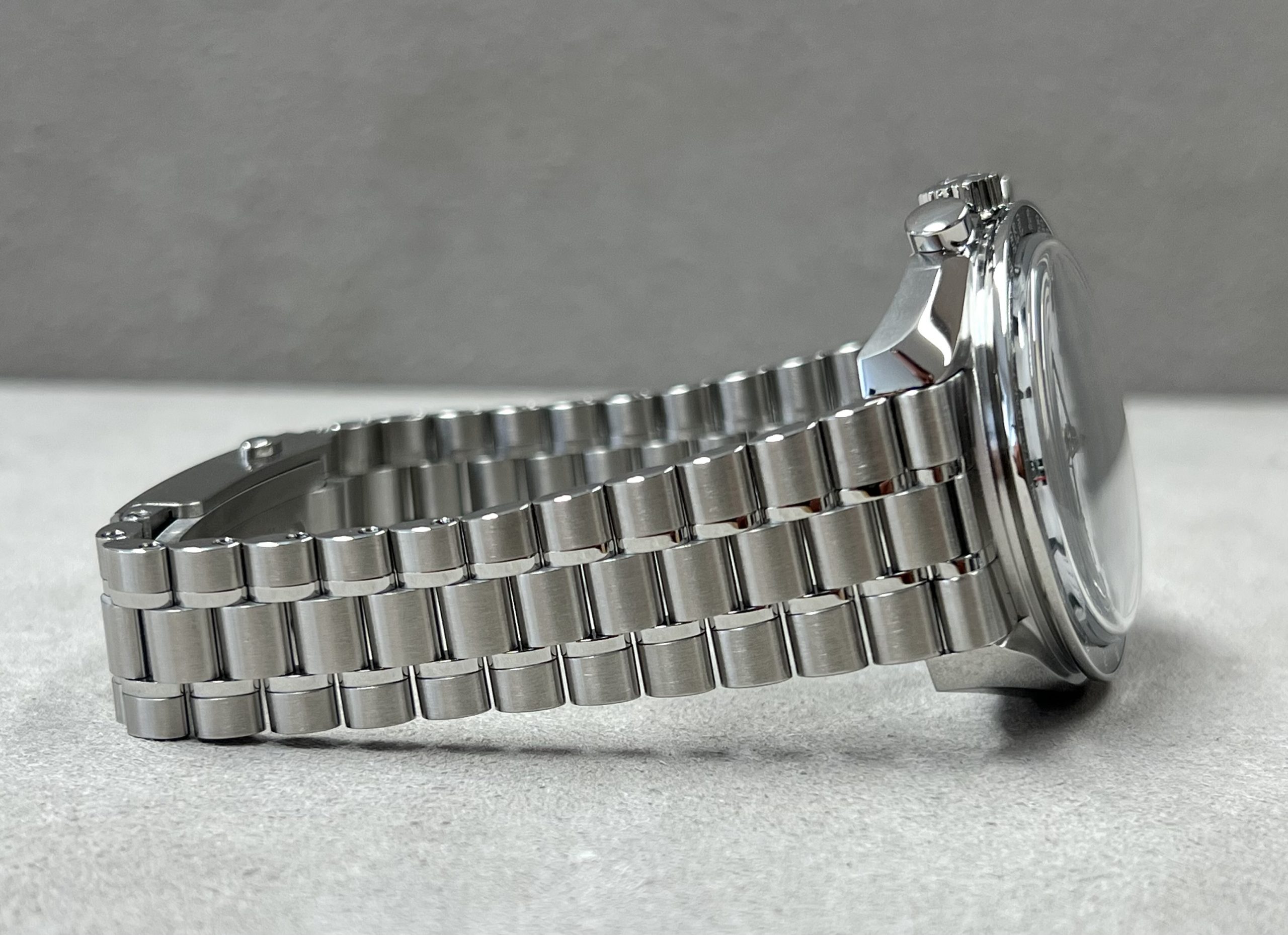 Omega Speedmaster Moonwatch Co-Axial Master 11