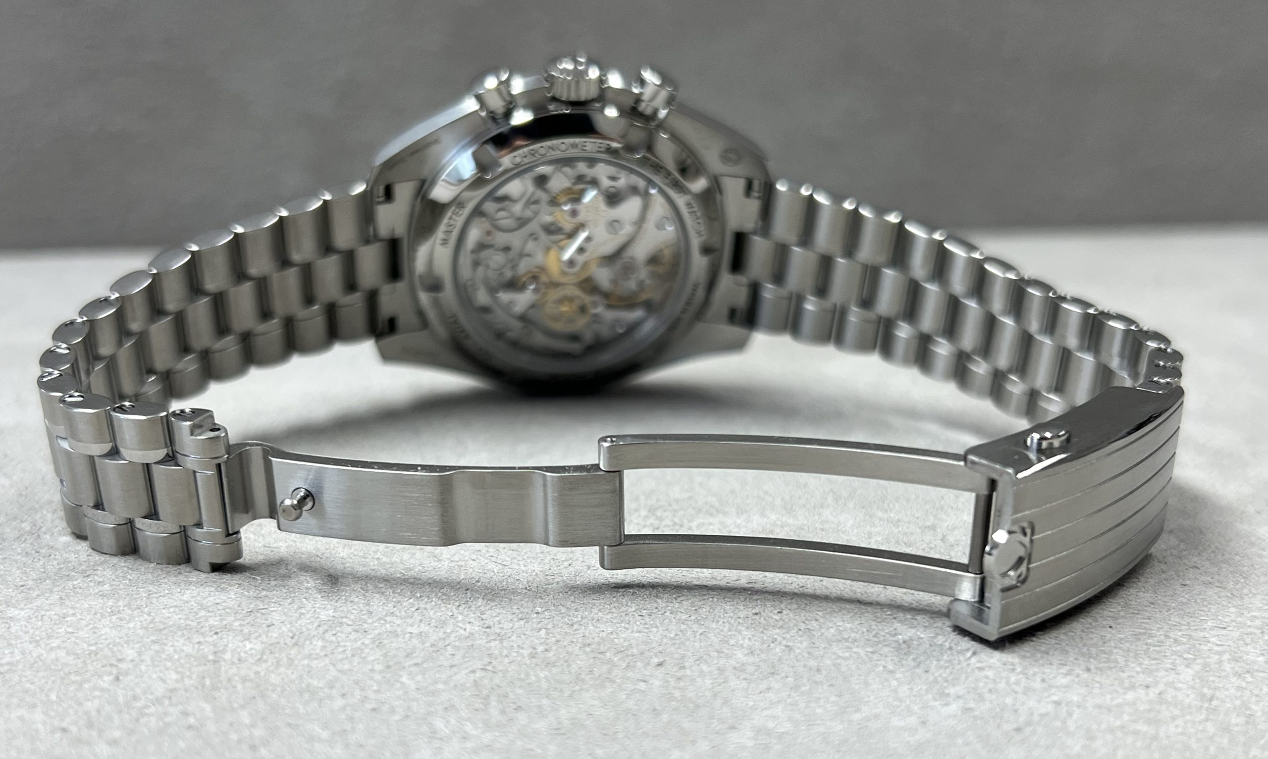 Omega Speedmaster Moonwatch Co-Axial Master 12