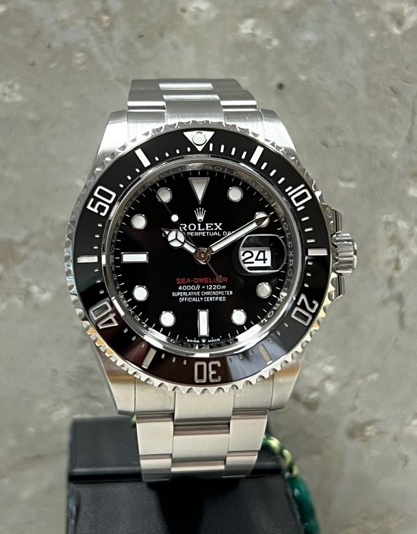 Rolex Sea-Dweller "Single red" 1