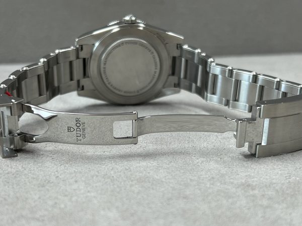 Tudor Black Bay 54 9