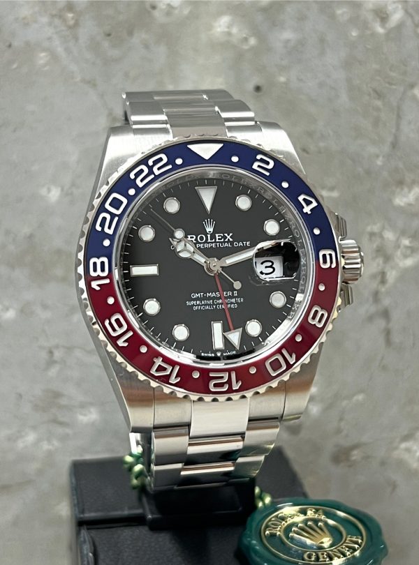 Rolex GMT-Master II "Pepsi" 1