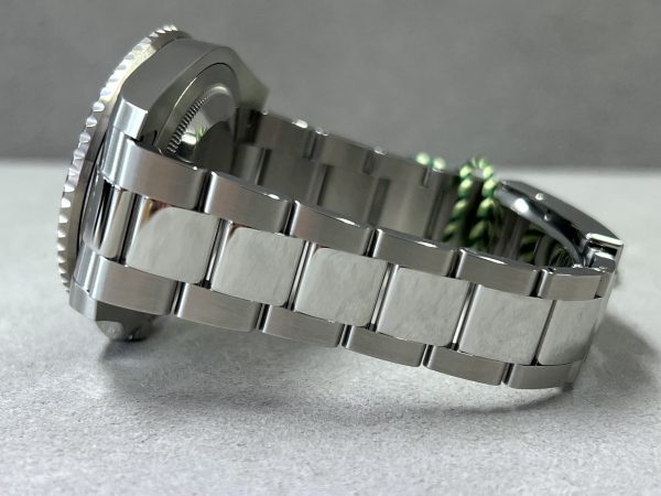 Rolex GMT-Master II "Pepsi" 8