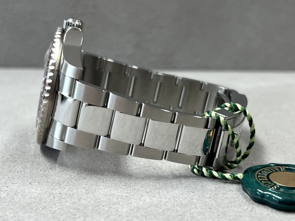 Rolex GMT-Master II "Pepsi" 9