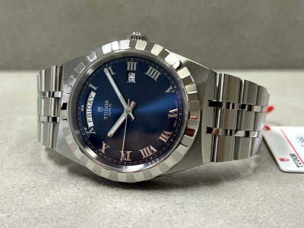 Tudor Royal Day Date 9