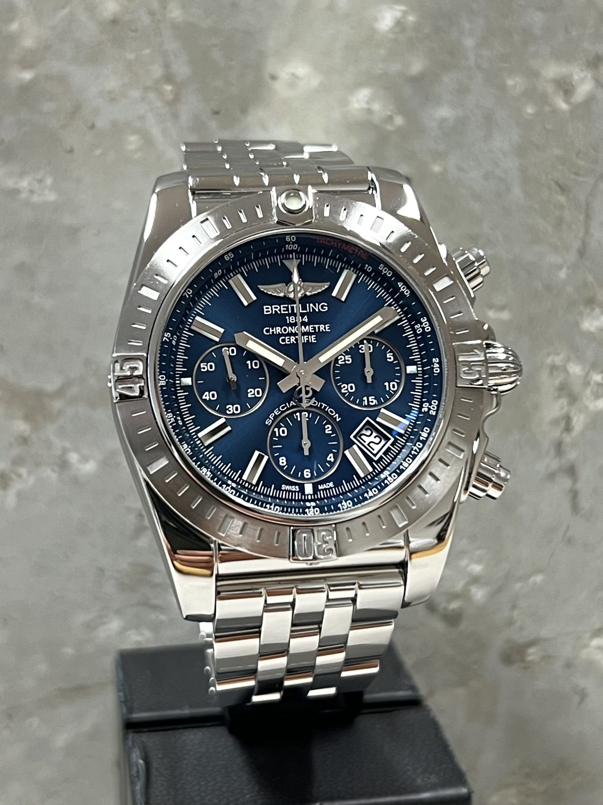 Breitling Chronomat 44 Special Edition 1