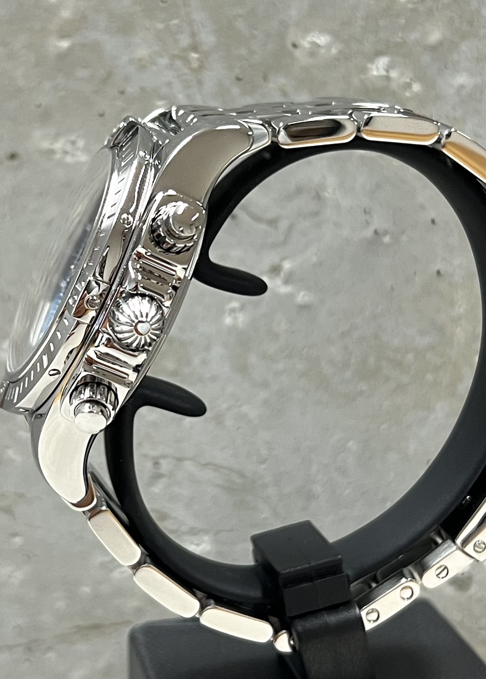 Breitling Chronomat 44 Special Edition 4