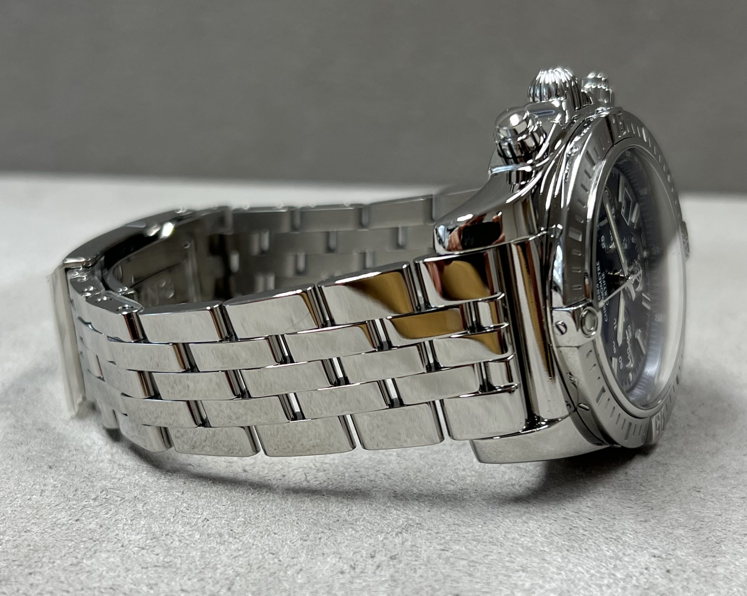 Breitling Chronomat 44 Special Edition 9