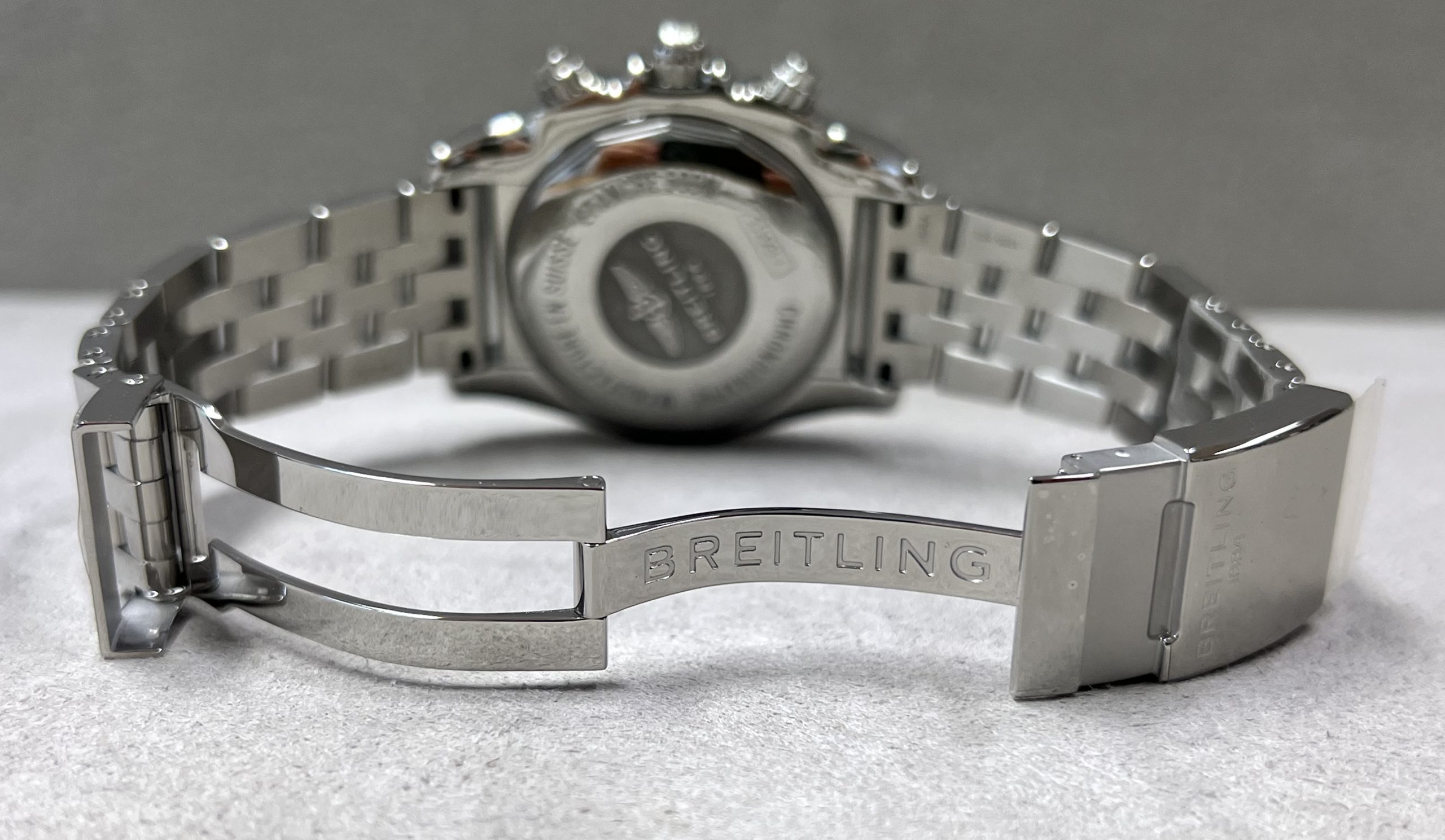 Breitling Chronomat 44 Special Edition 11