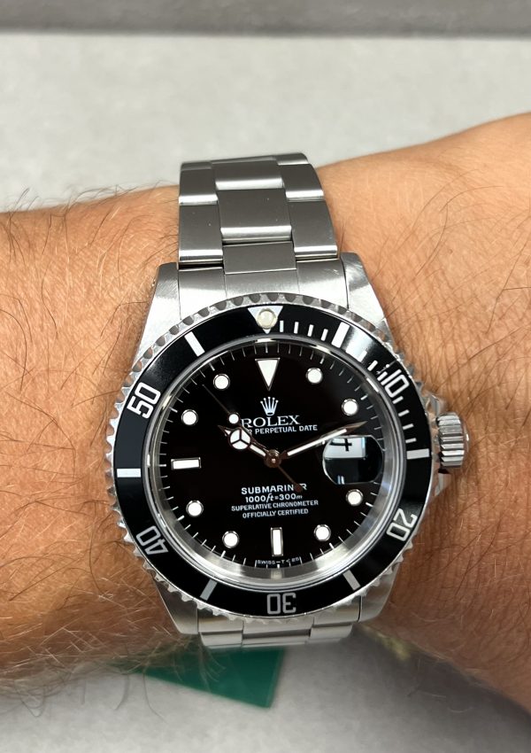 Rolex Submariner Date 12
