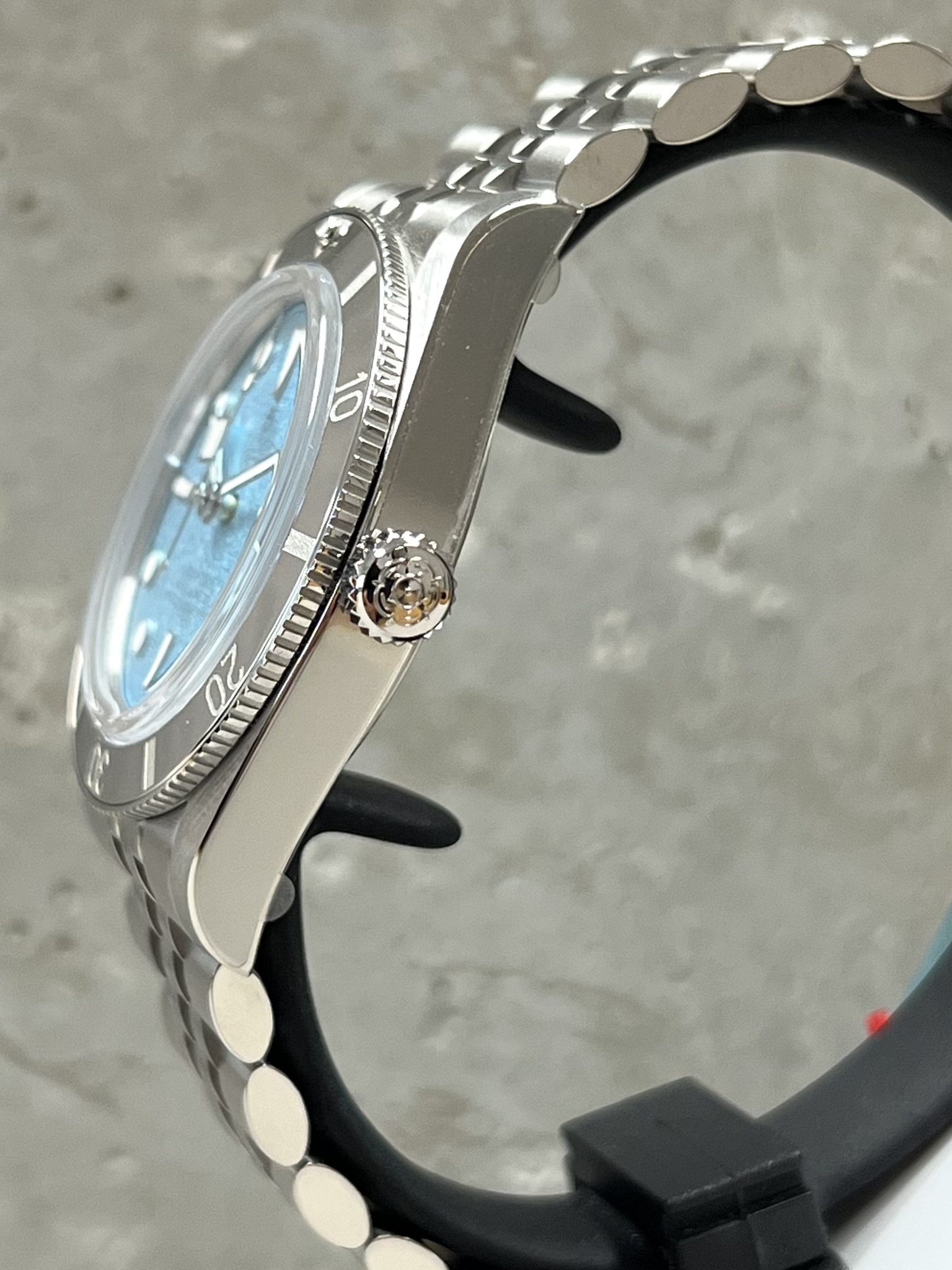 Tudor Black Bay 54 "Lagoon Blue" 6