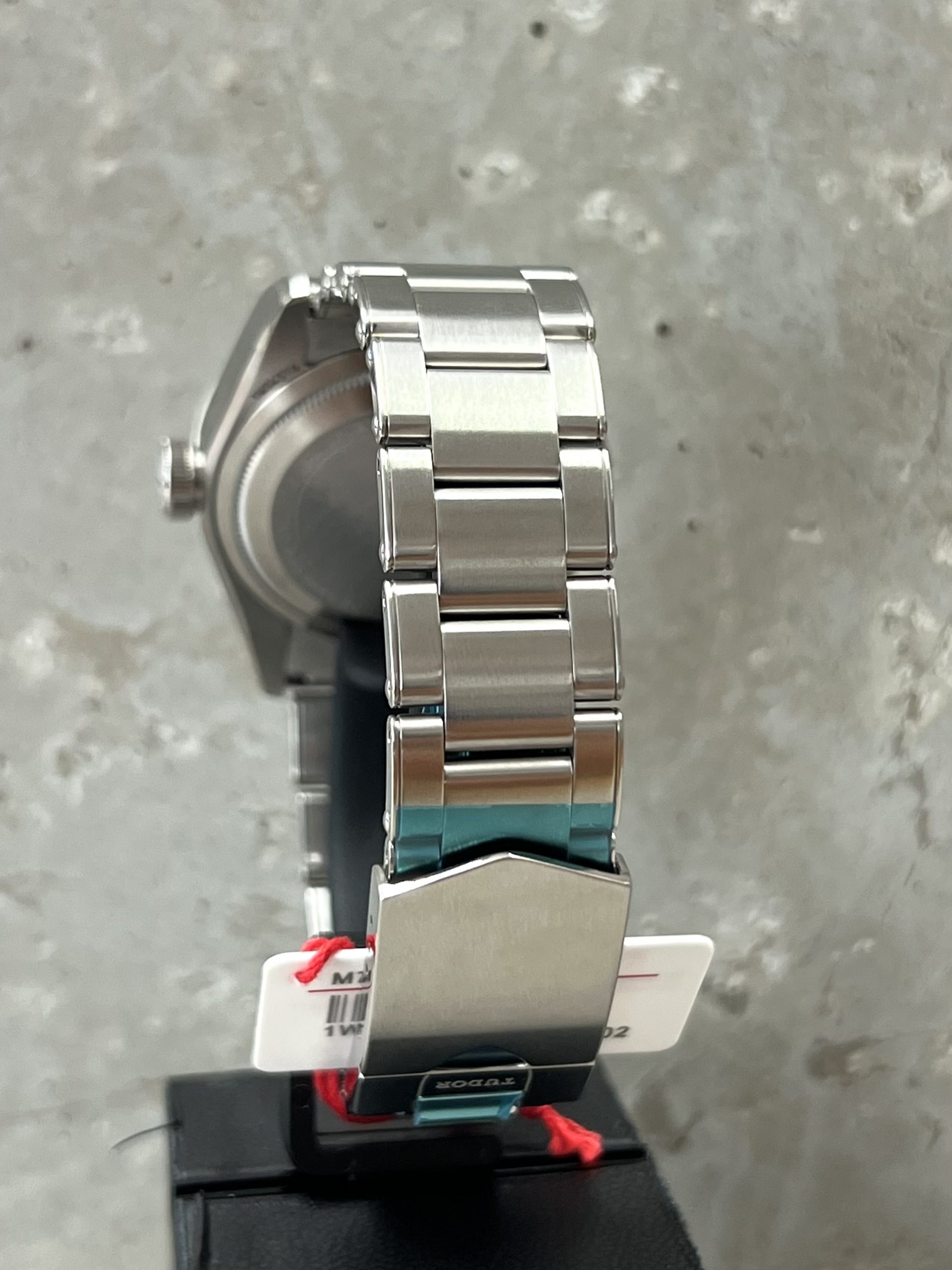 Tudor Black Bay GMT "Pepsi" weißes Zifferblatt 5