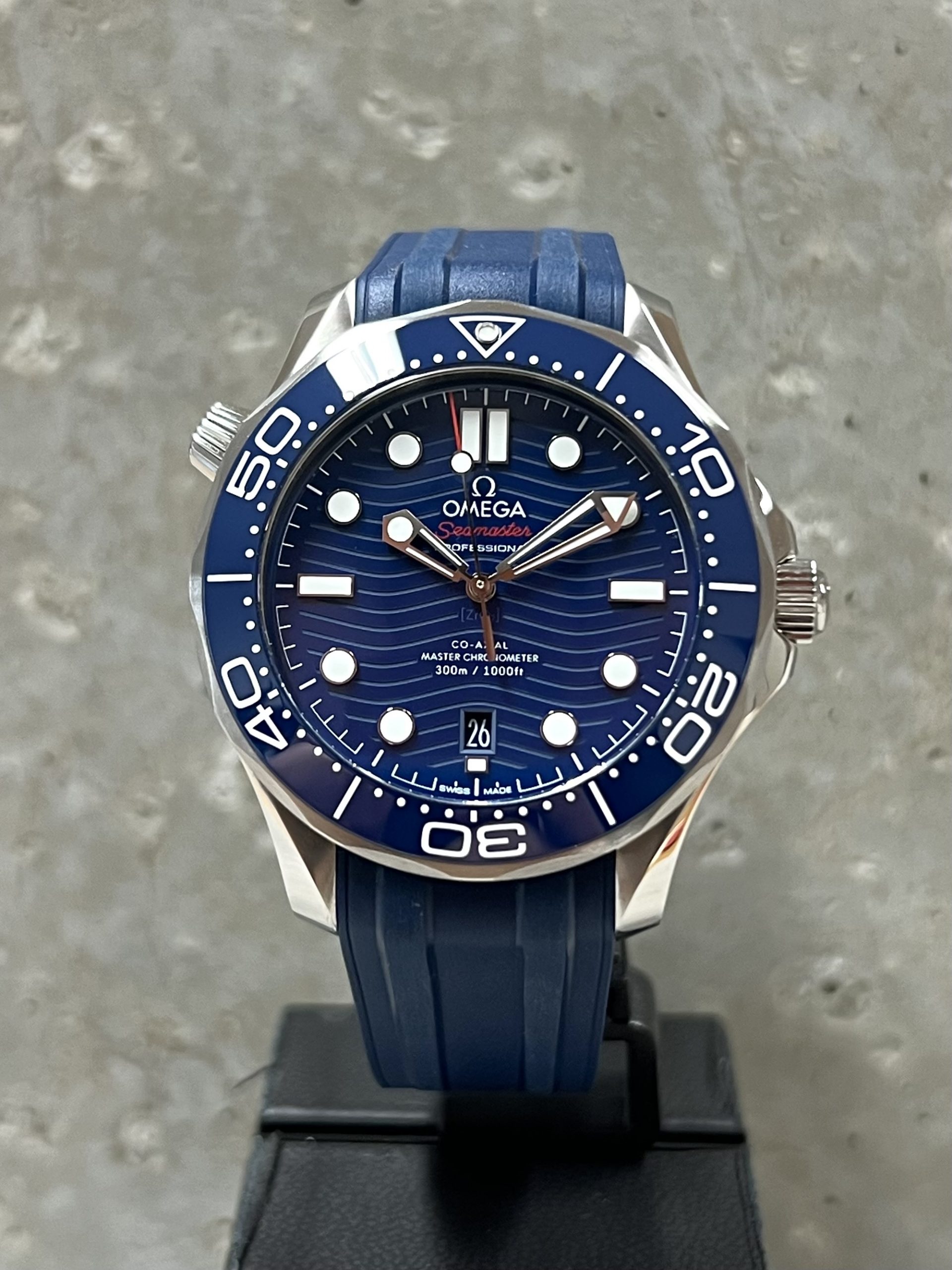Omega Seamaster Diver 300M 2