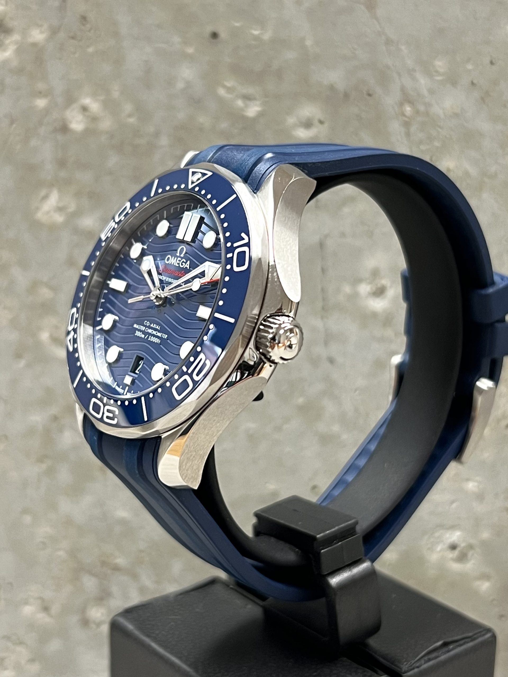Omega Seamaster Diver 300M 3