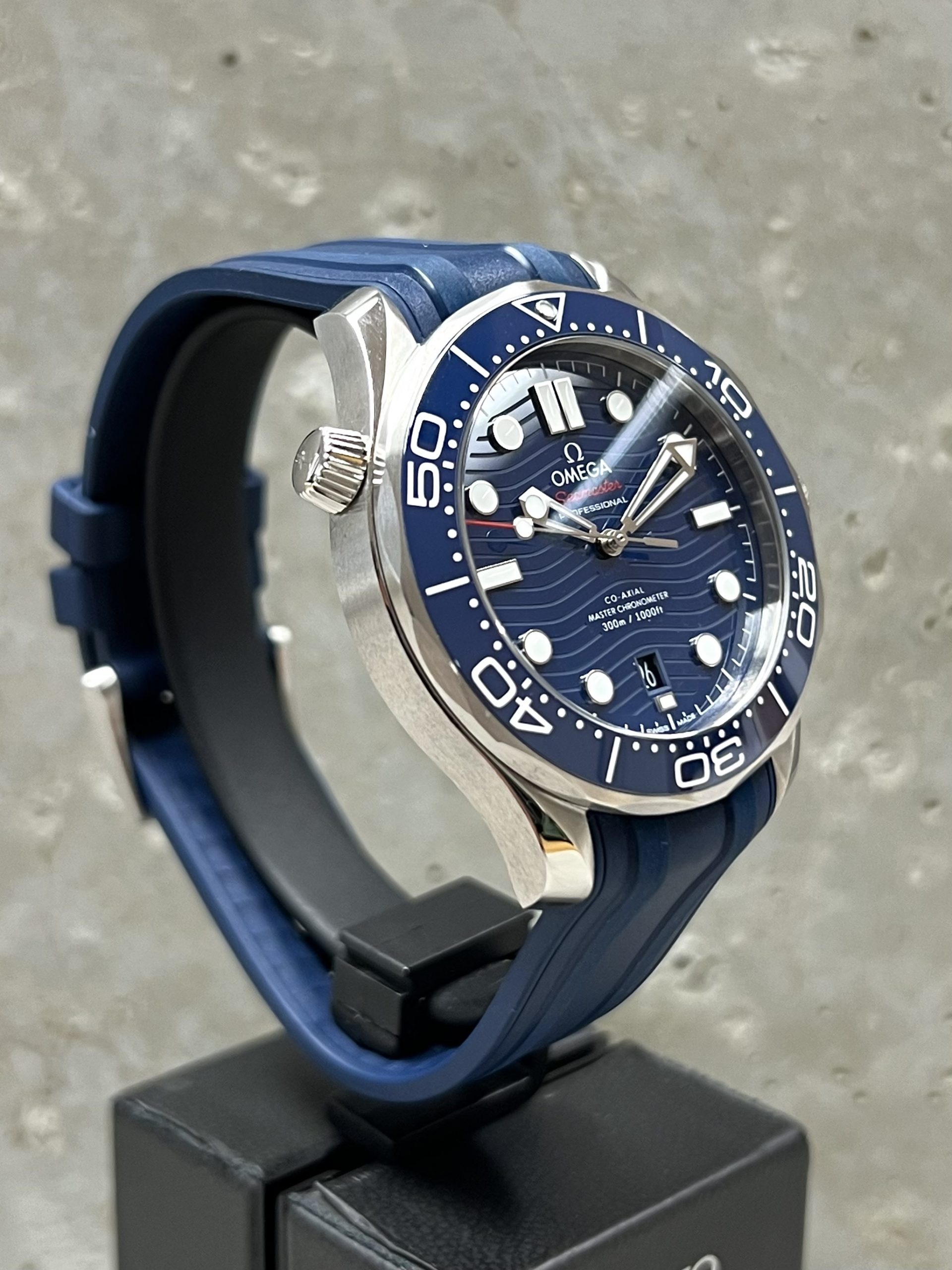 Omega Seamaster Diver 300M 5