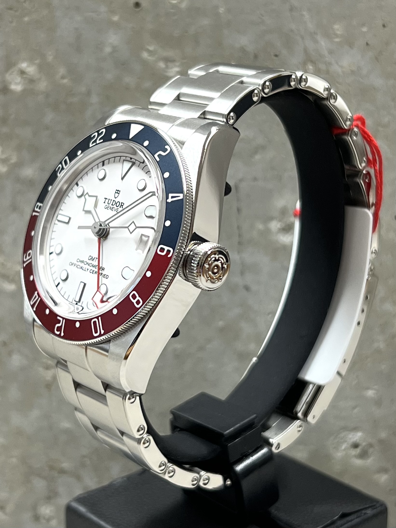 Tudor Black Bay GMT 41 "Pepsi" 3