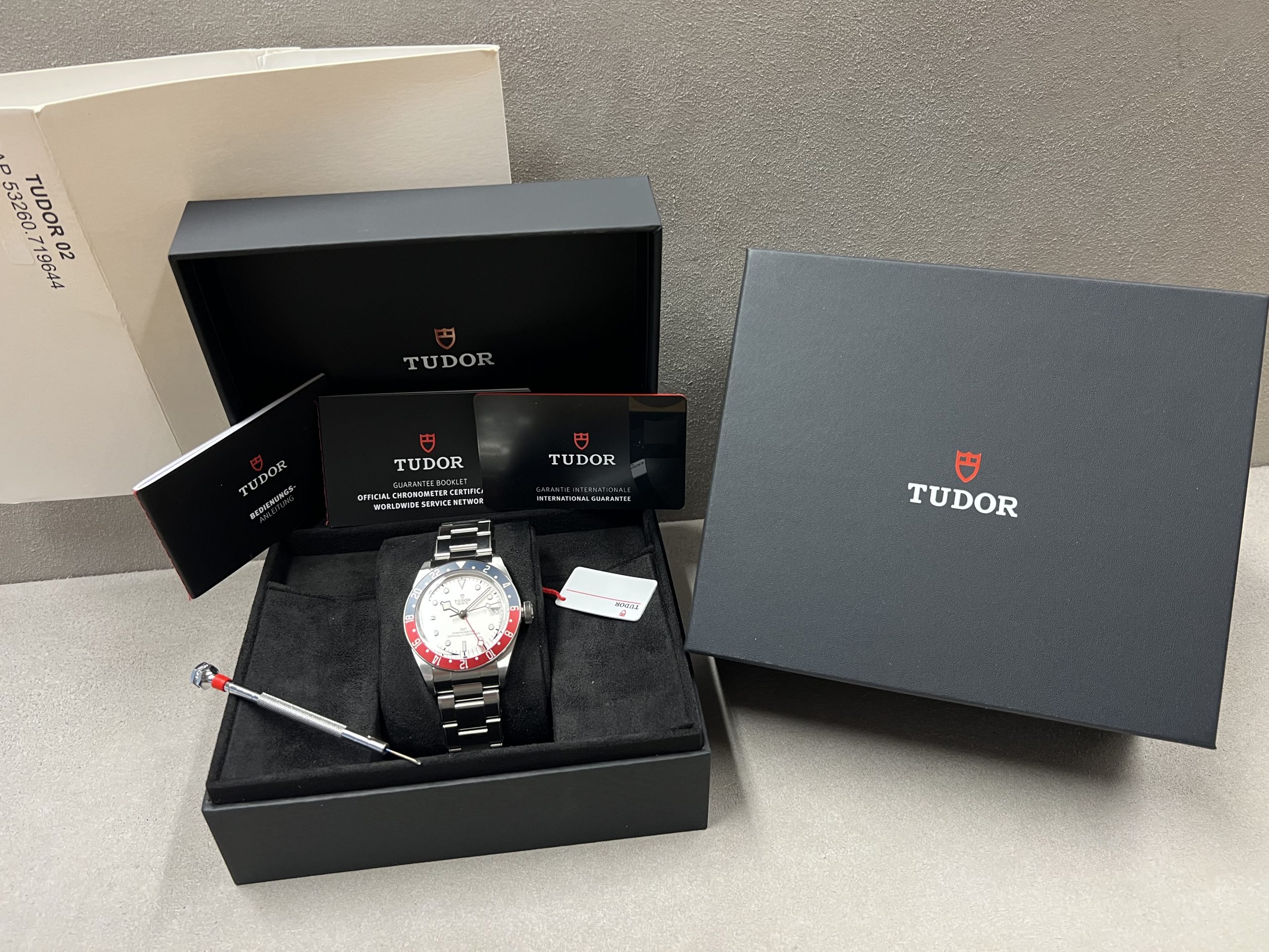 Tudor Black Bay GMT 41 "Pepsi" 14