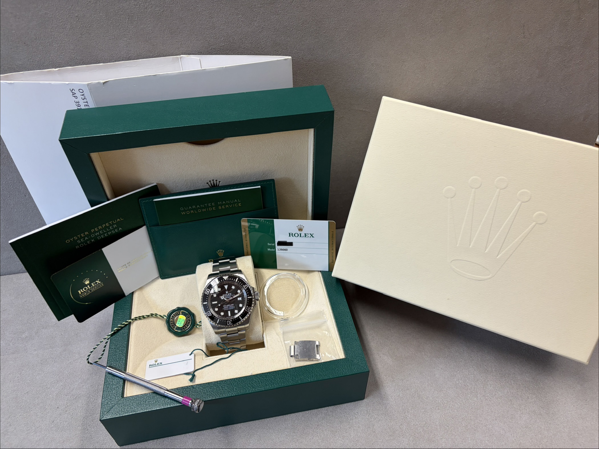 Rolex Sea-Dweller Deepsea 44 12
