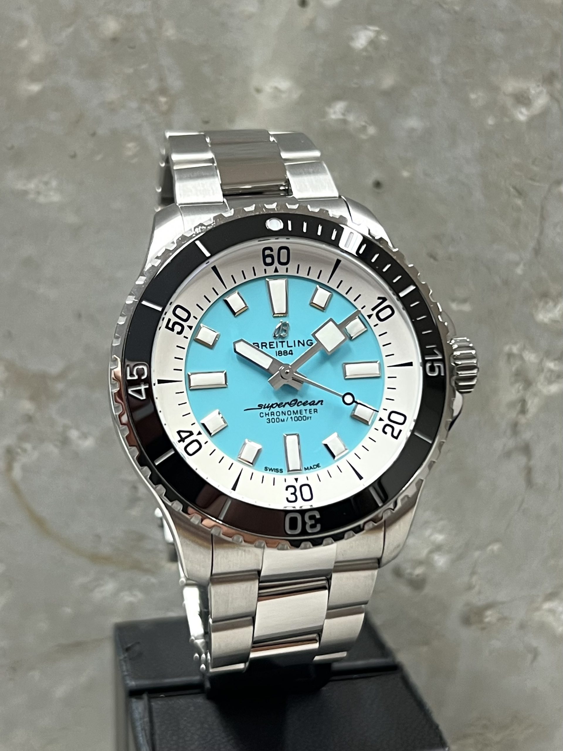 Breitling SUPEROCEAN AUTOMATIC 44 türkis 1