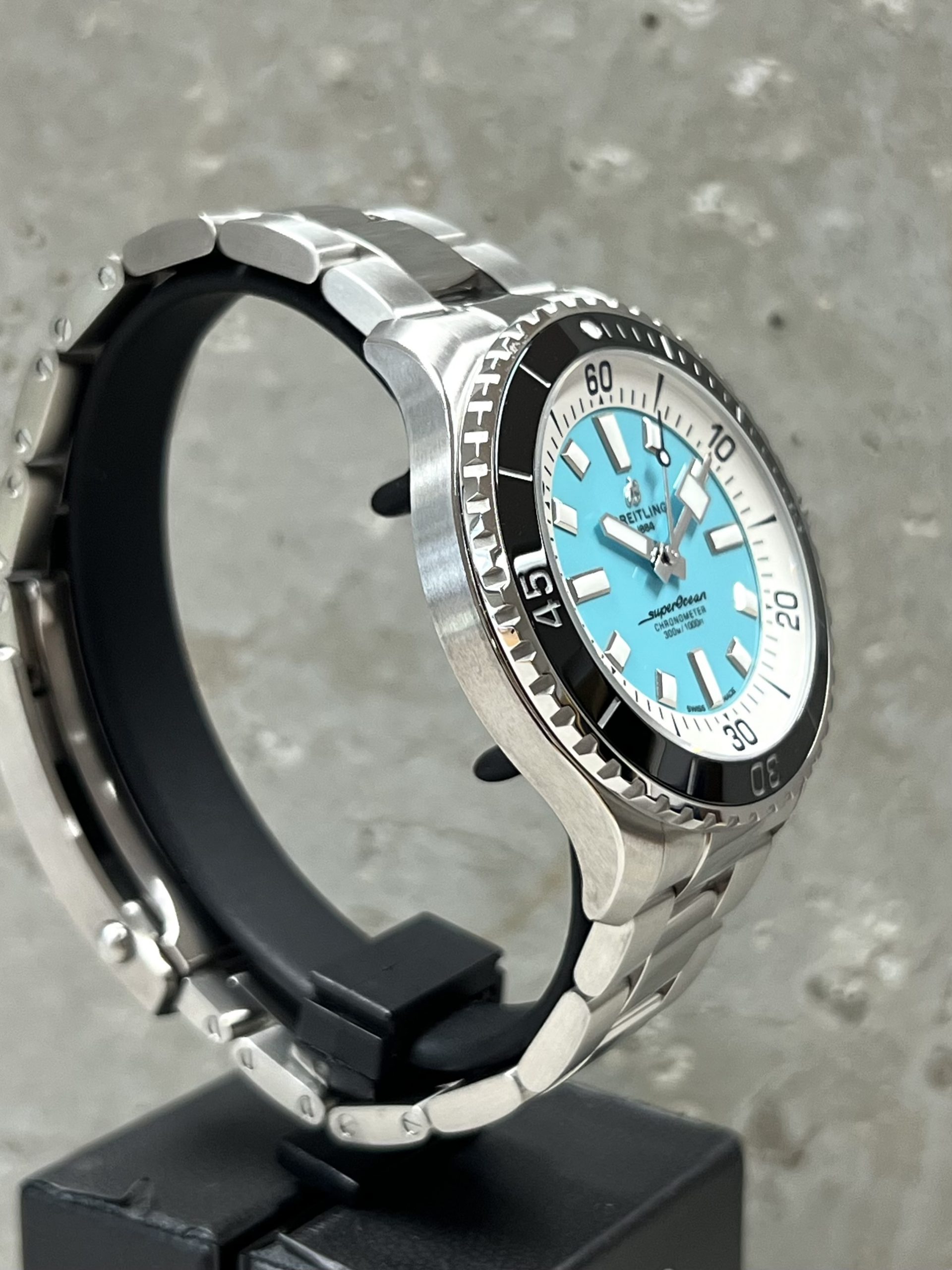 Breitling SUPEROCEAN AUTOMATIC 44 türkis 8
