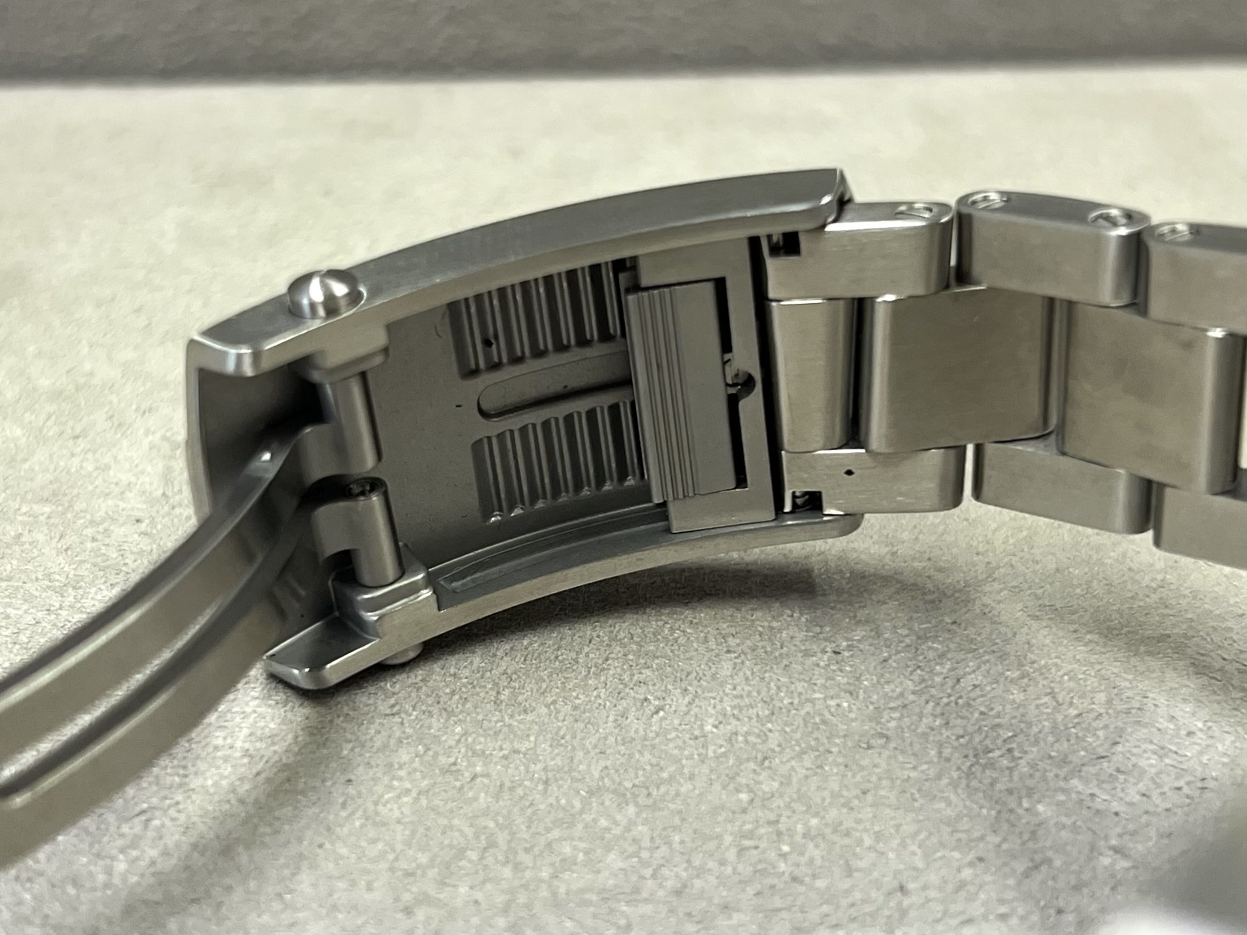 Breitling SUPEROCEAN AUTOMATIC 44 türkis 12