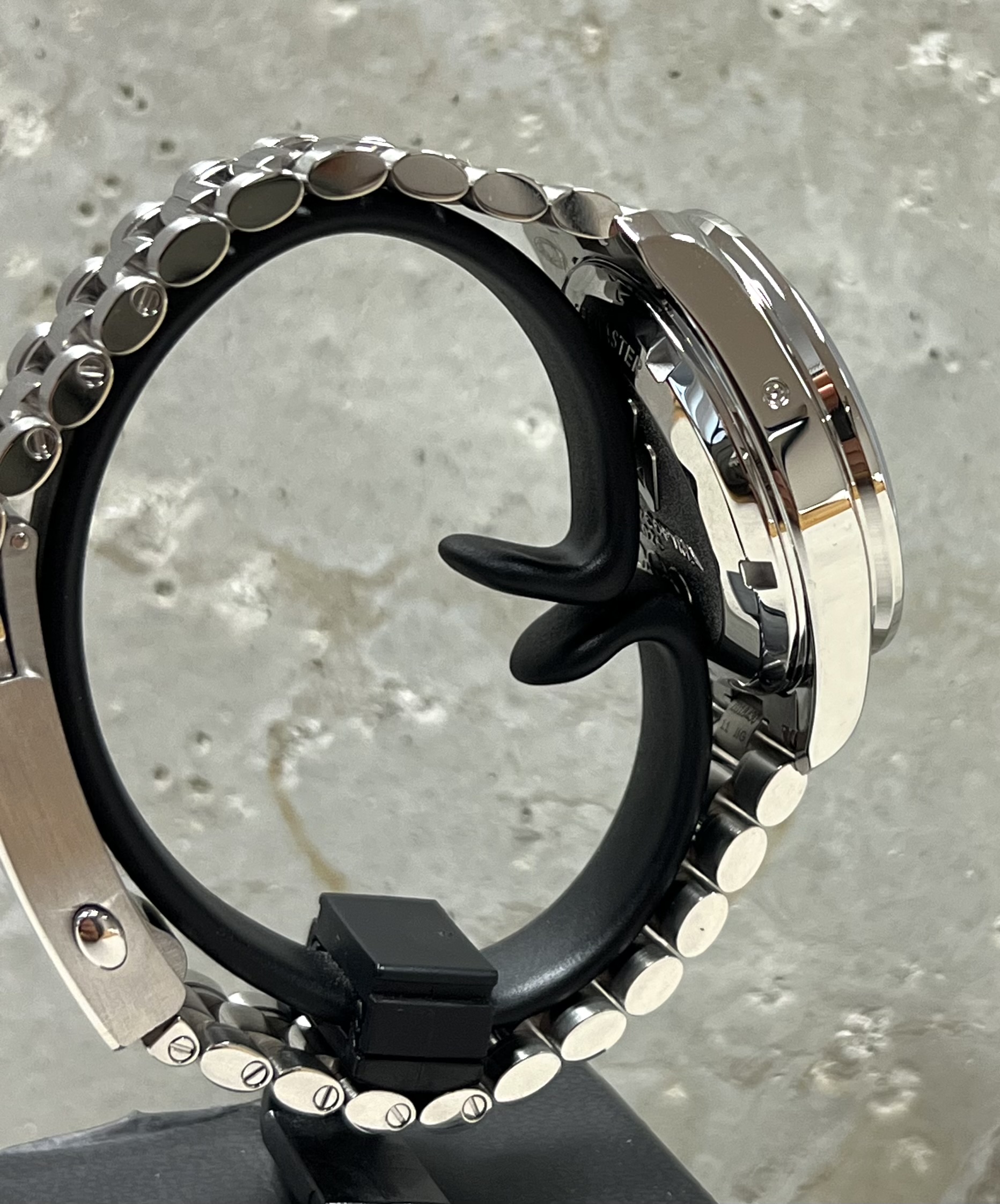 Omega Speedmaster Milano Cortina 2026 5