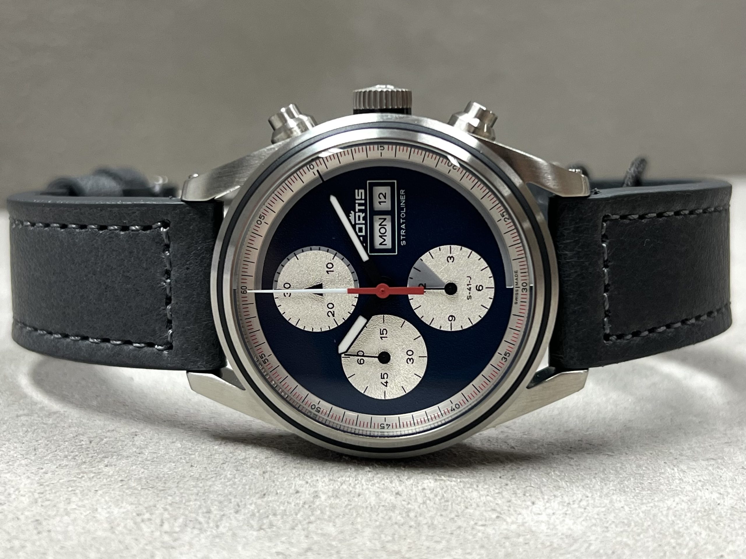 Fortis Stratoliner S-41 "Blue Japan" 12