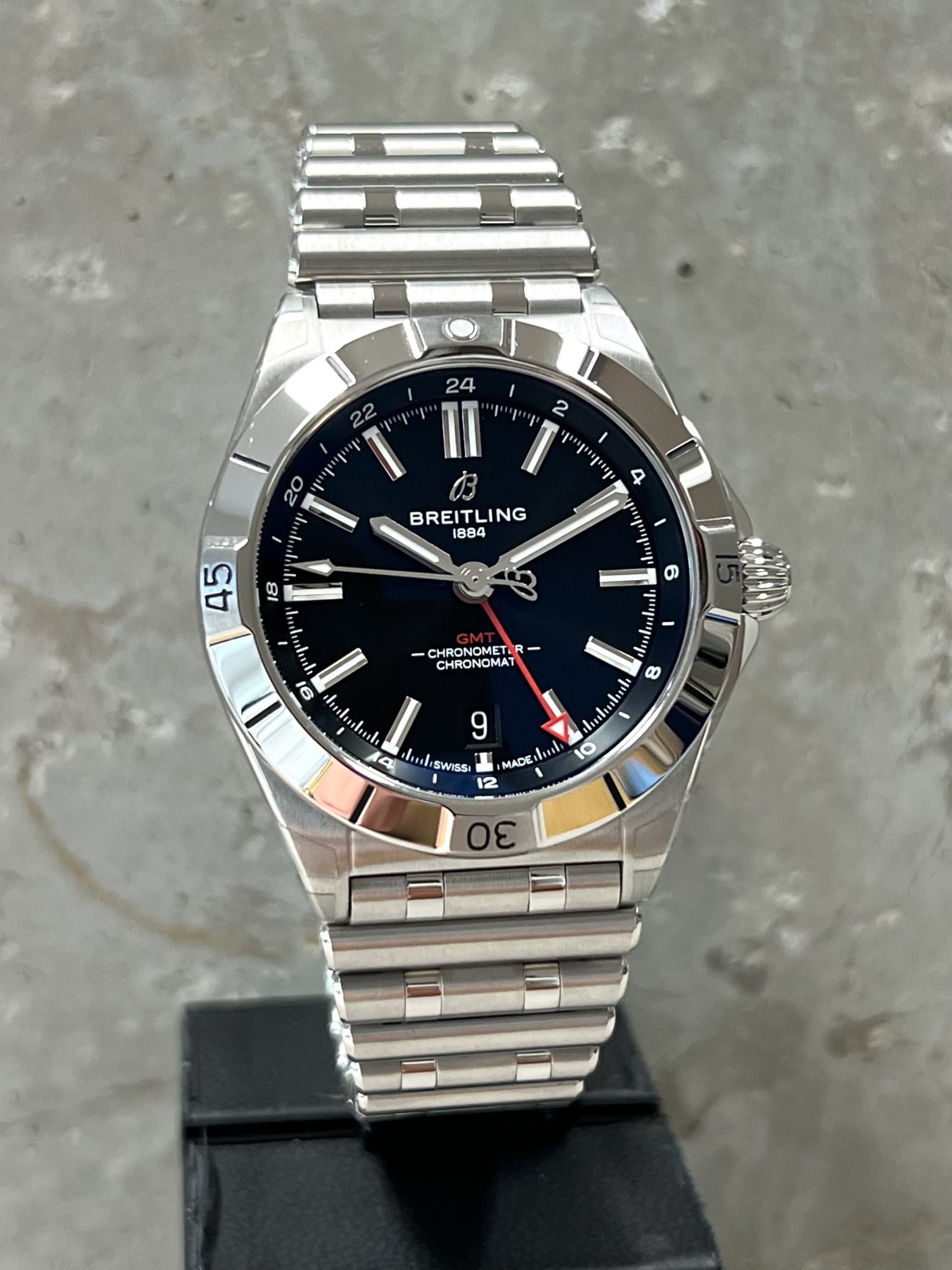 Breitling Chronomat GMT 40 1