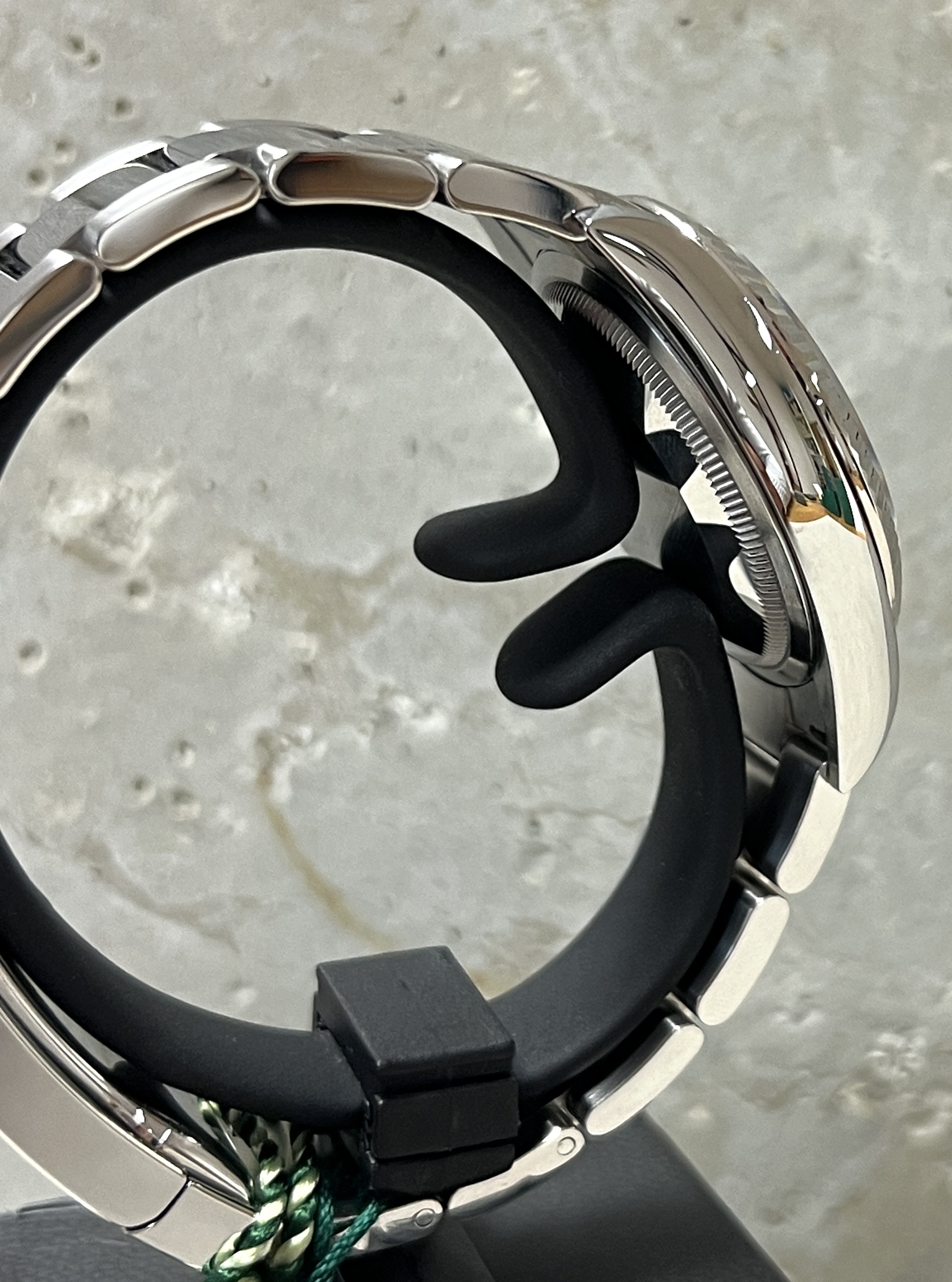 Rolex Datejust 36 "Perlmutt-Diamanten Zifferblatt" 6