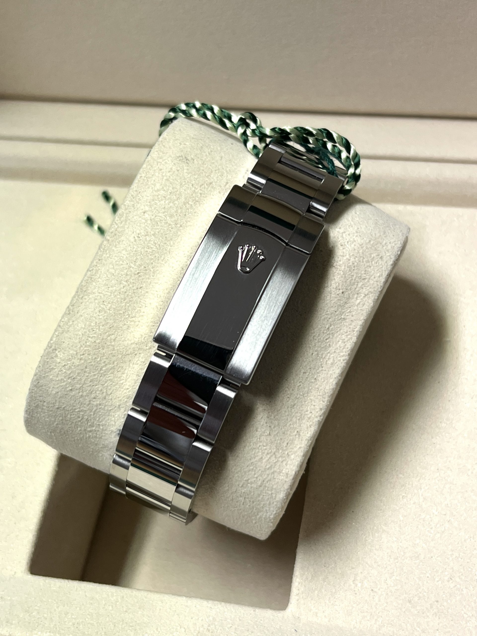 Rolex Datejust 36 "Perlmutt-Diamanten Zifferblatt" 10