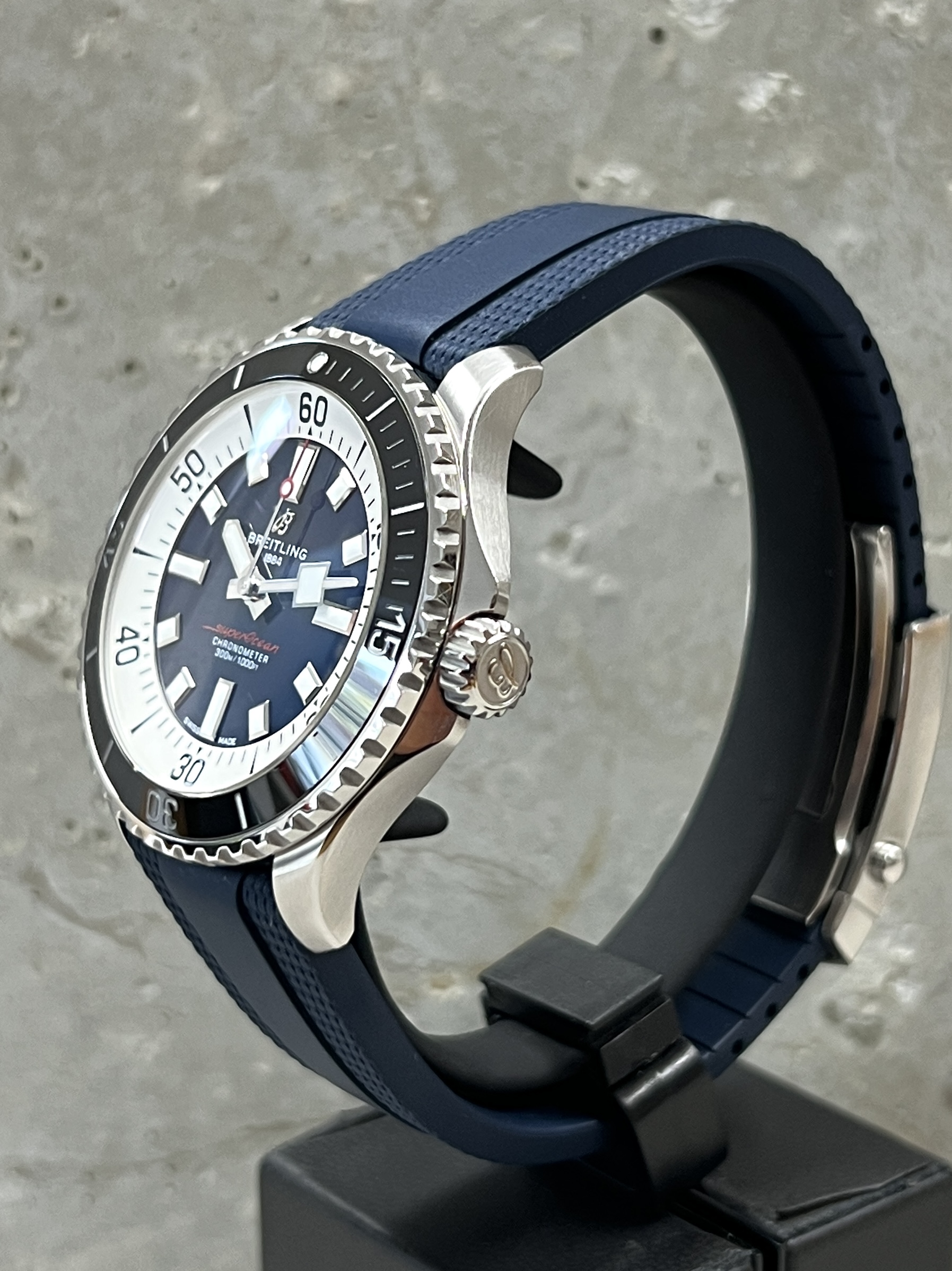 Breitling SUPEROCEAN AUTOMATIC 44 3