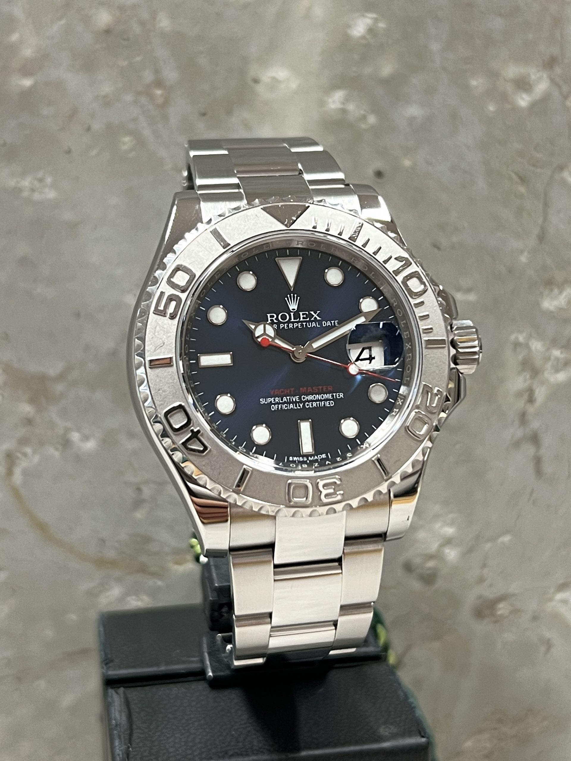 Rolex Yachtmaster 40 "blaues Zifferblatt" 1