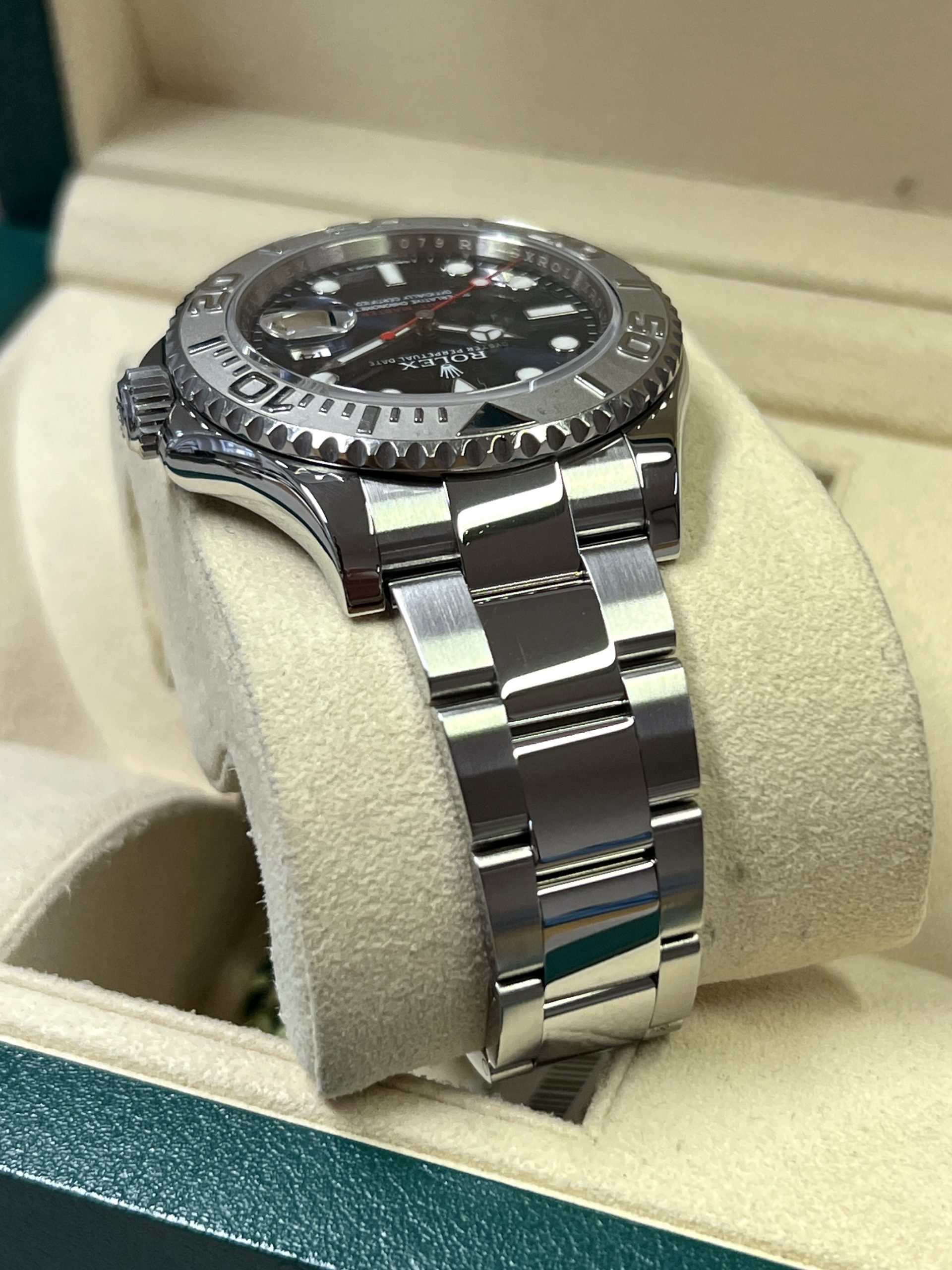 Rolex Yachtmaster 40 "blaues Zifferblatt" 10