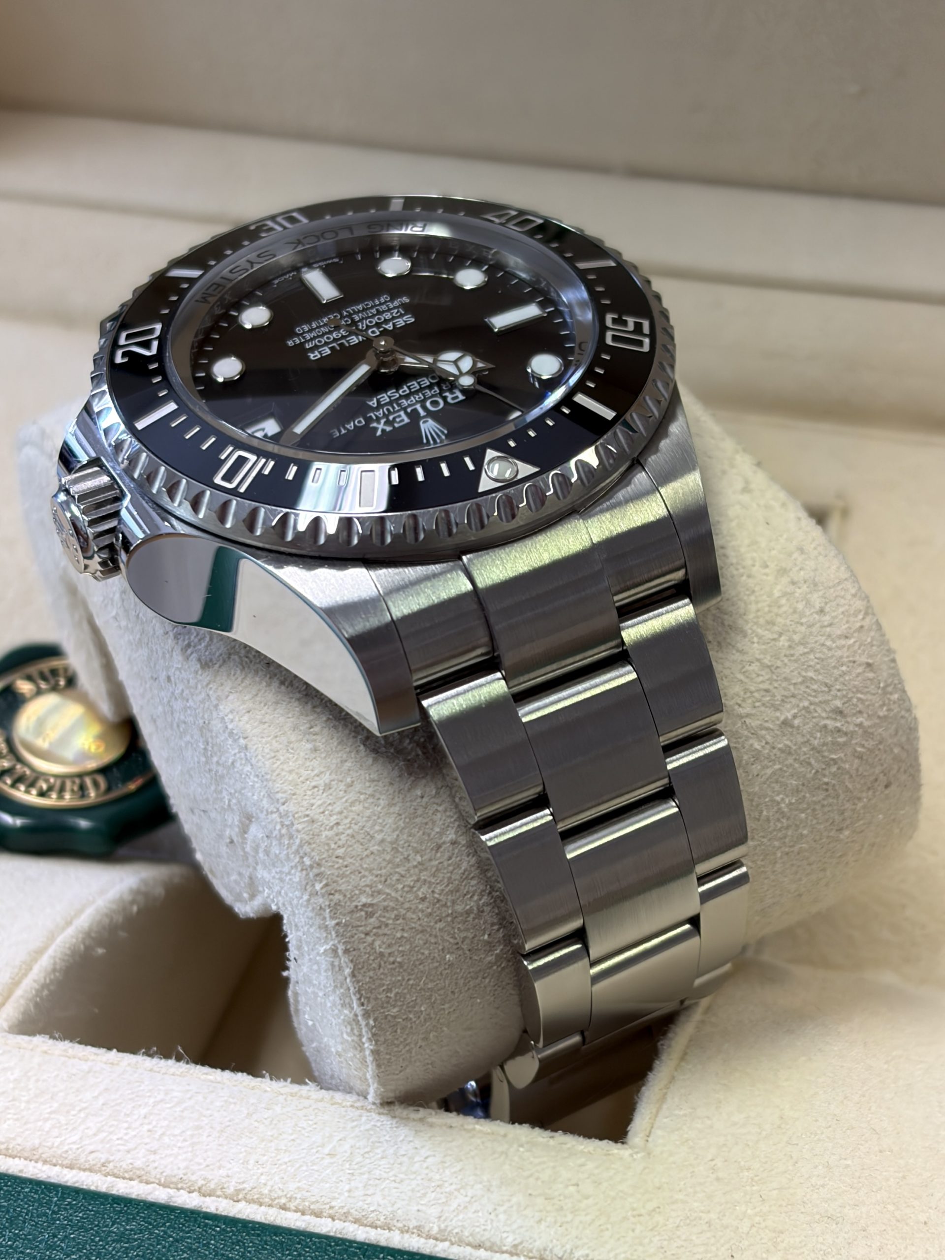 Rolex Deepsea 44mm "schwarz" 9