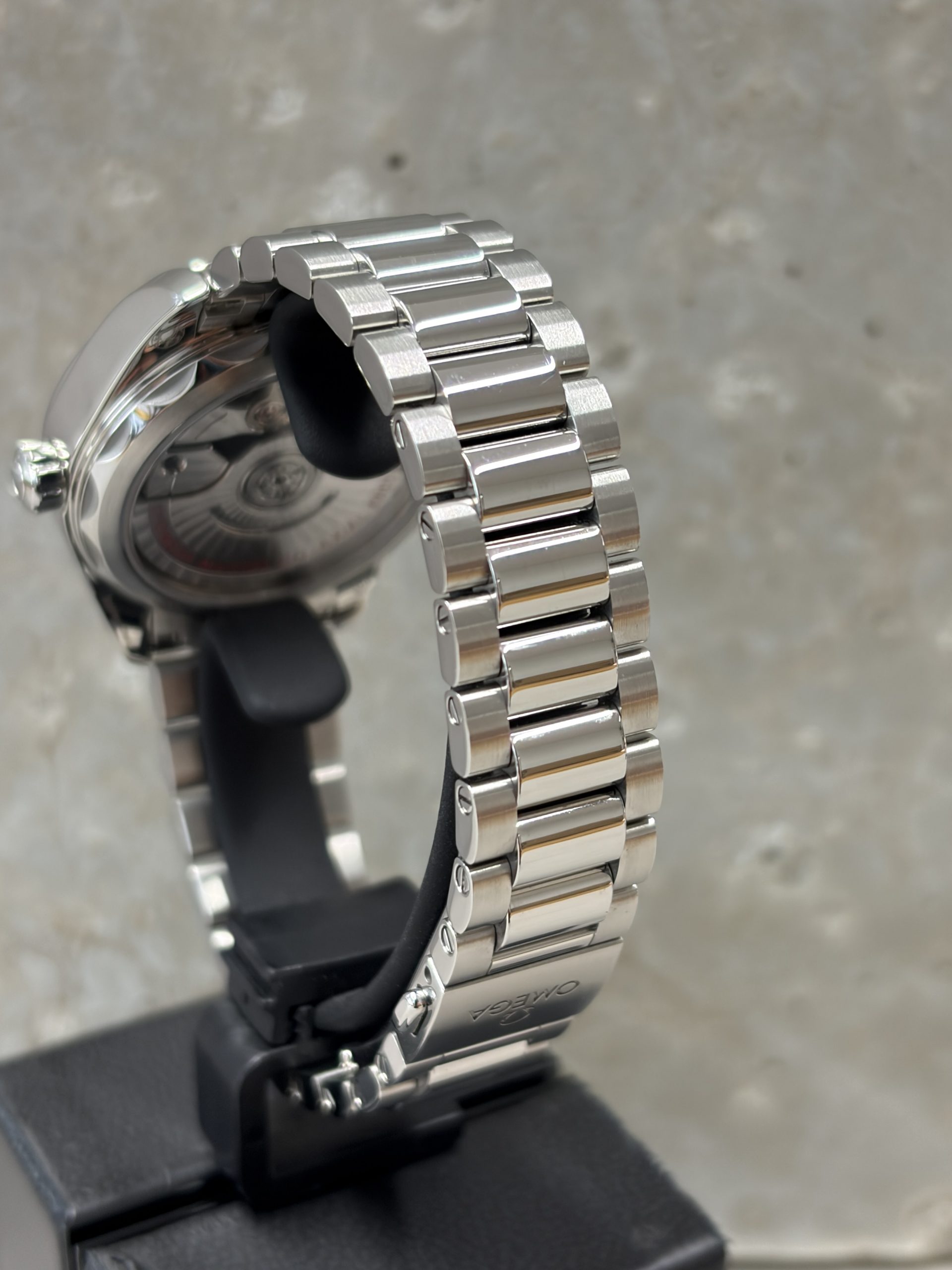 Omega Seamaster Aqua Terra Shades 4