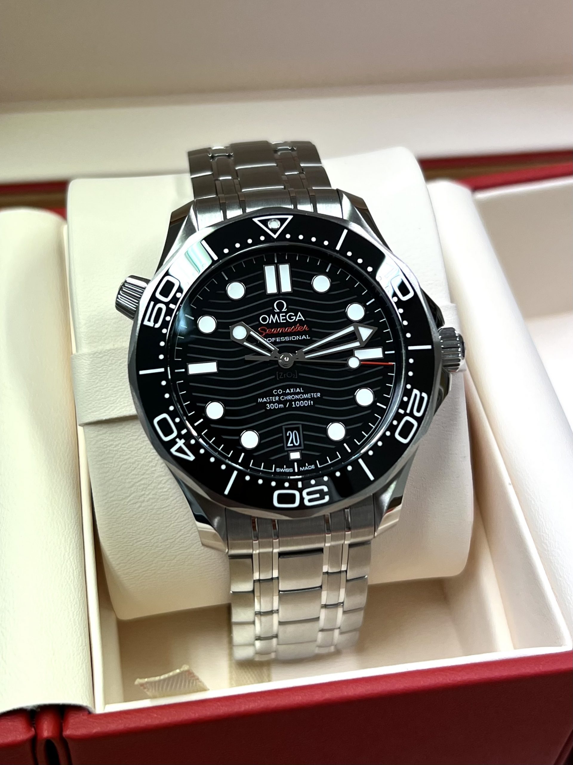 Omega Seamaster Diver 300M Co-Axial 13