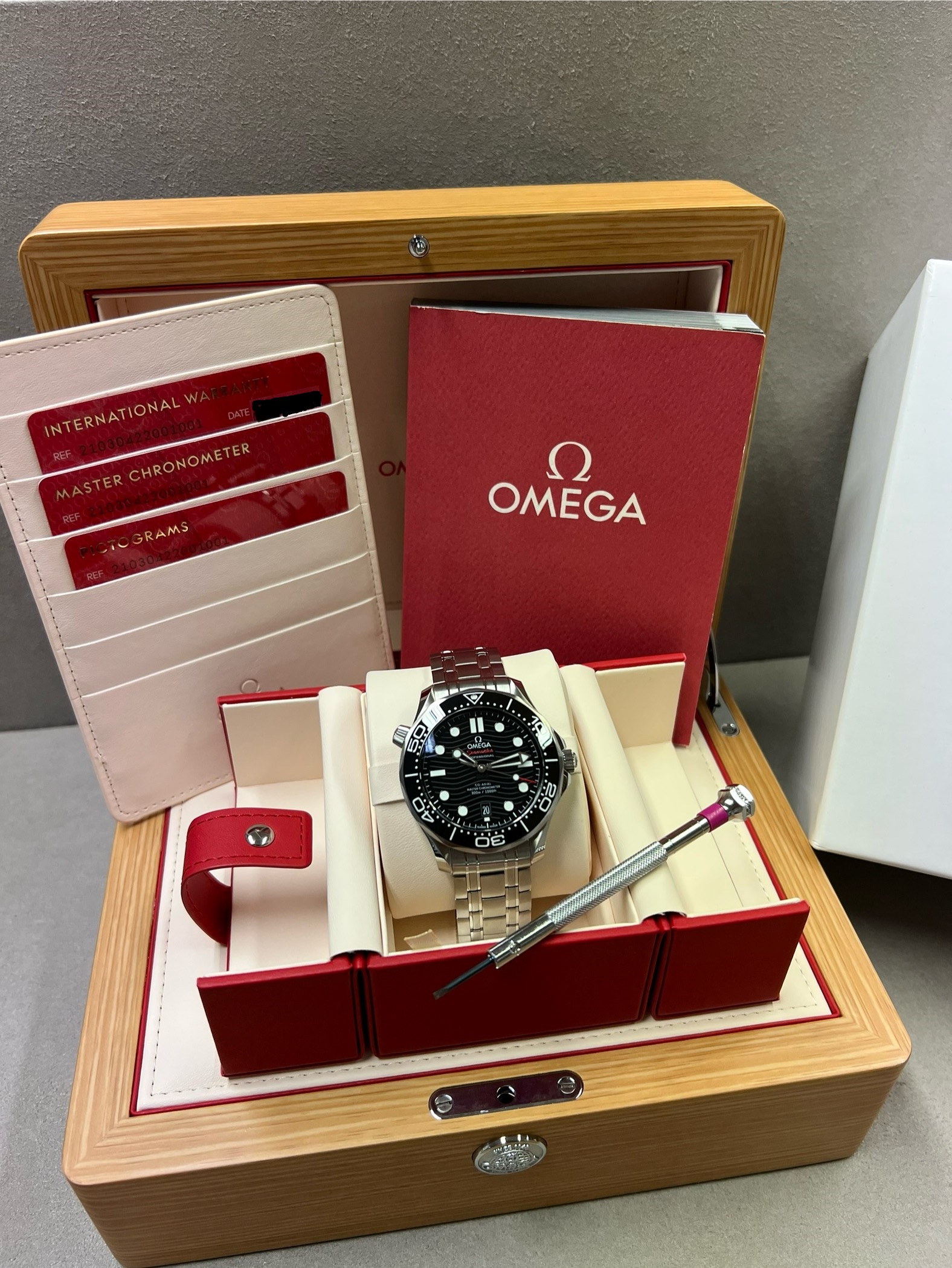 Omega Seamaster Diver 300M Co-Axial 14
