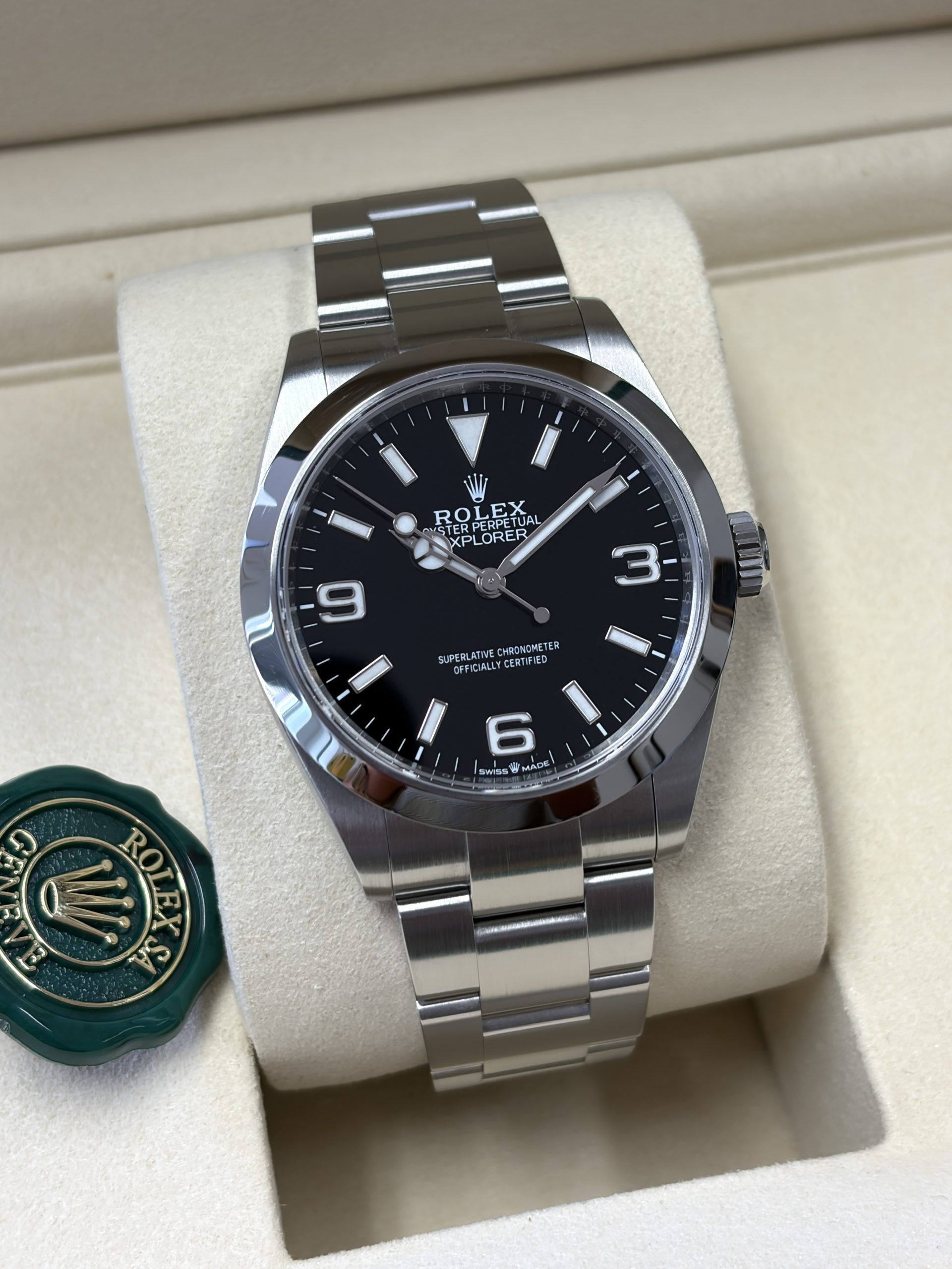 Rolex Explorer 40mm 12