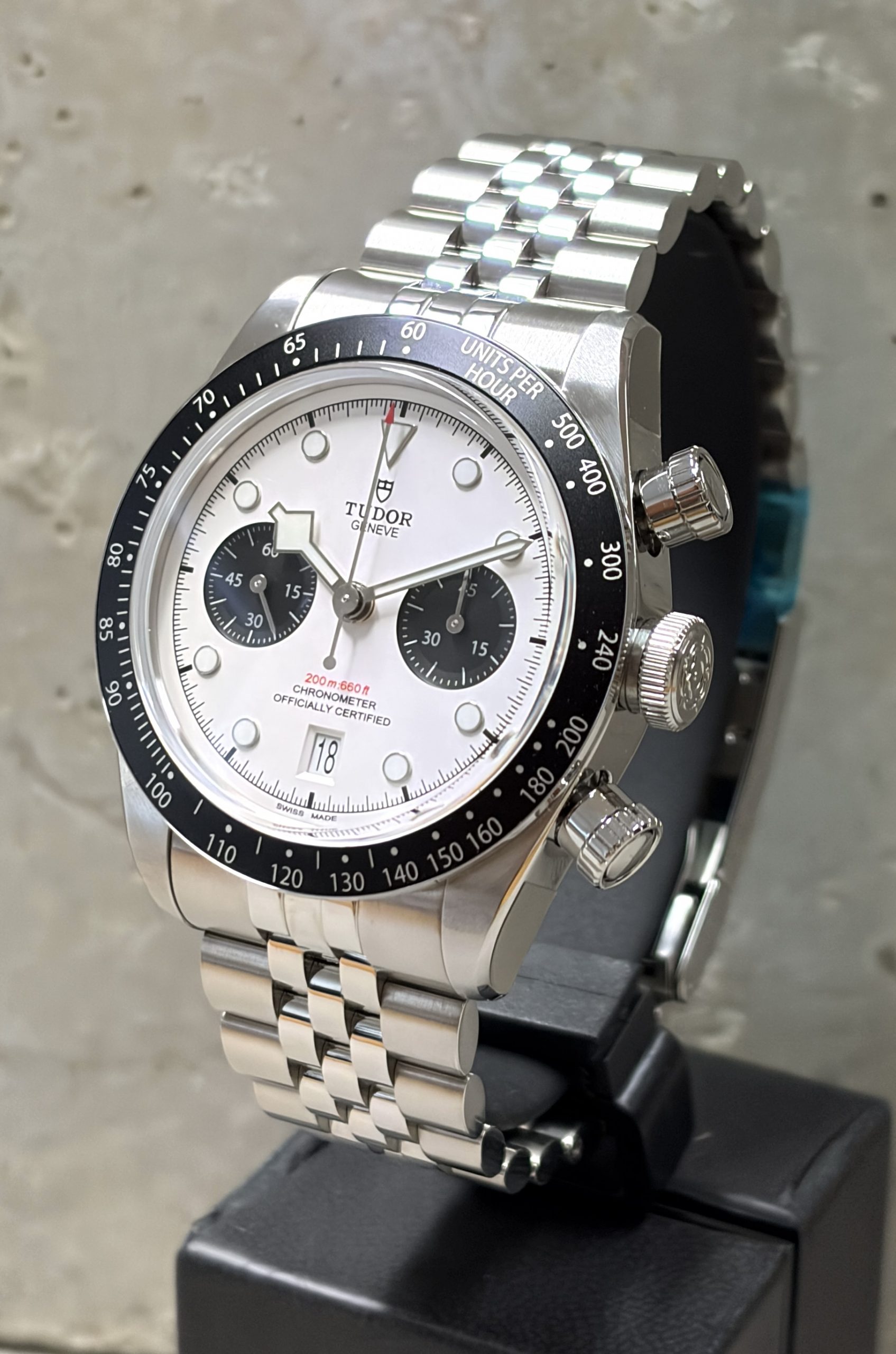 Tudor Black Bay Chrono "Panda" 2