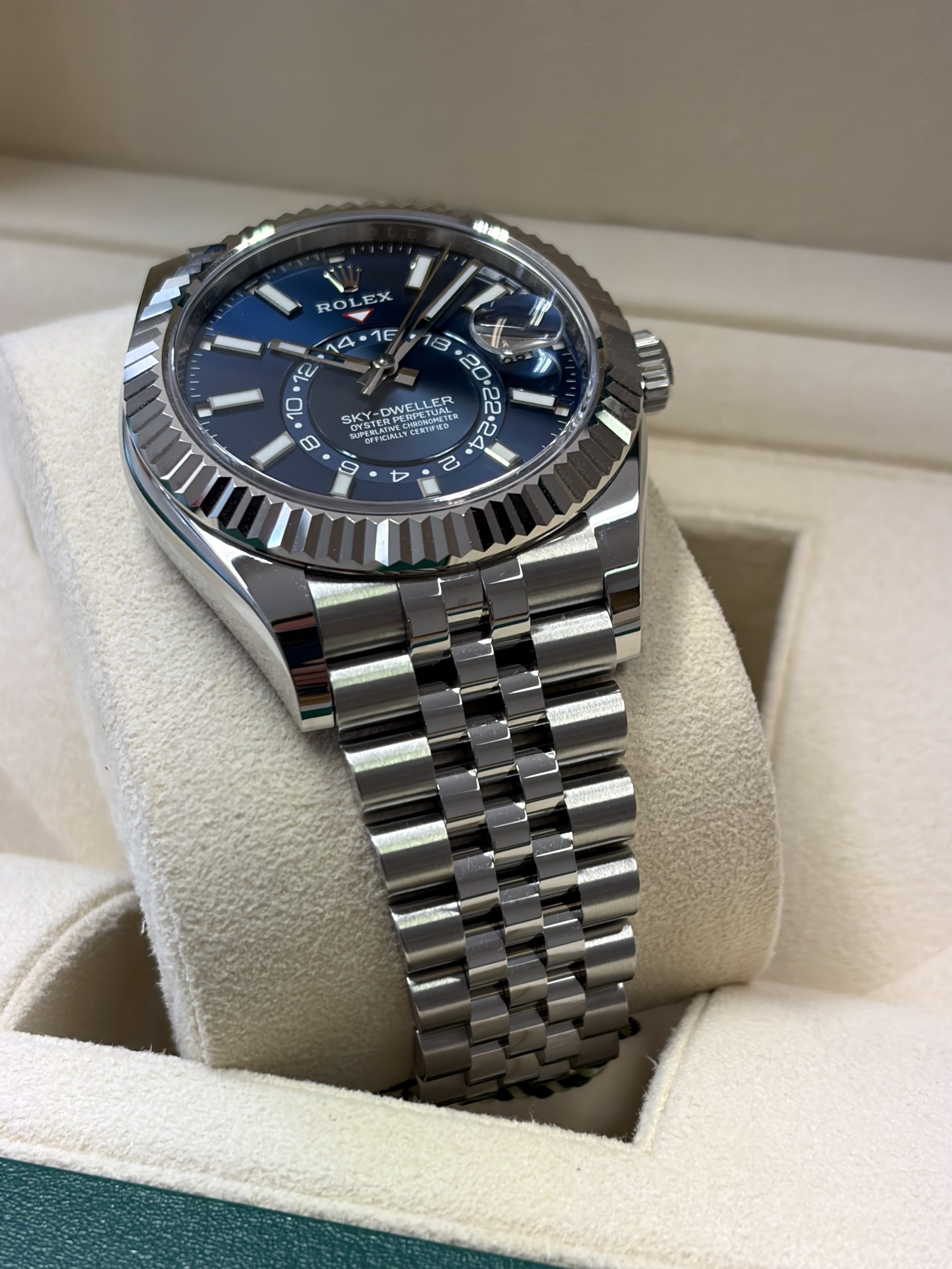 Rolex Sky-Dweller 14