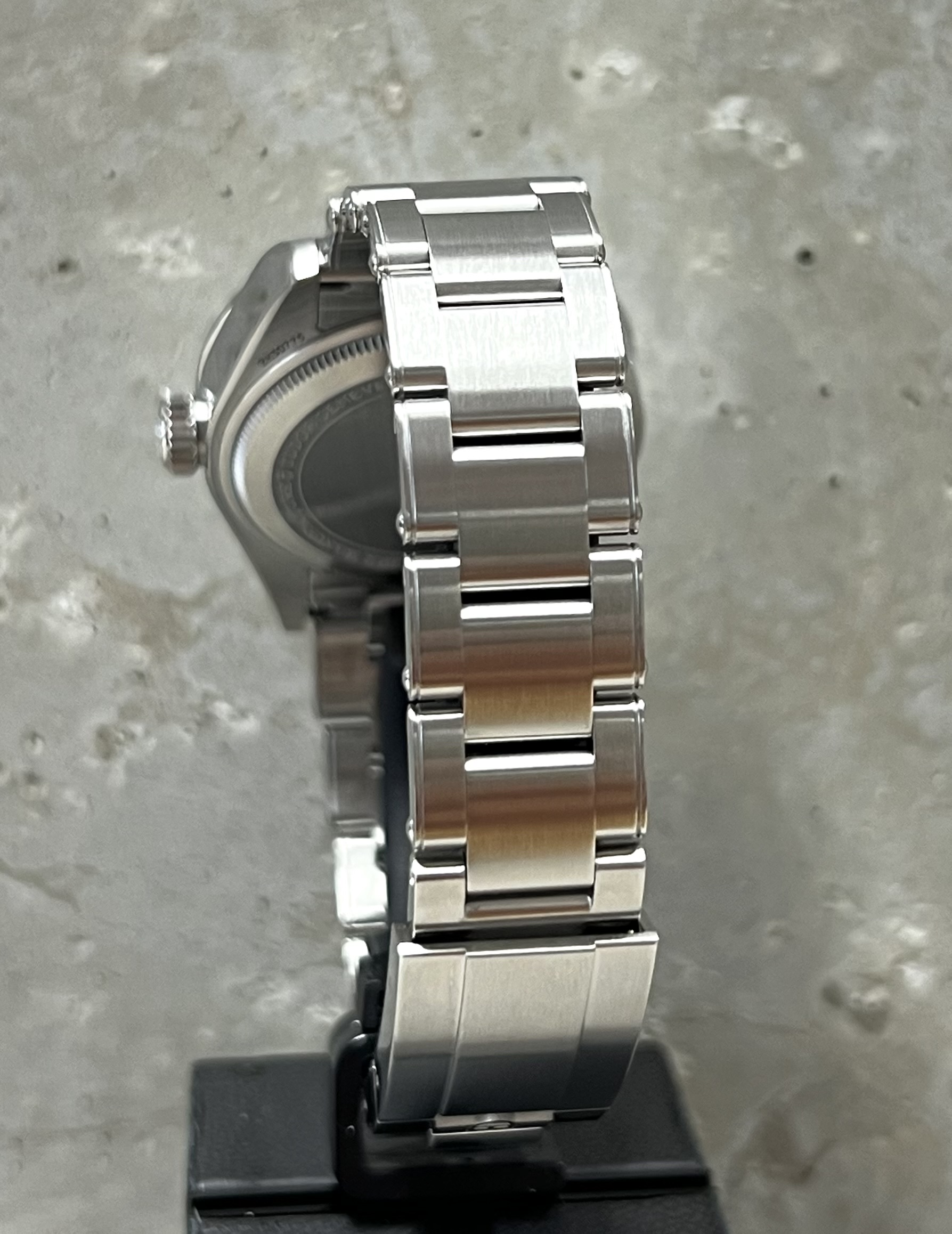 Tudor Black Bay Pro 6