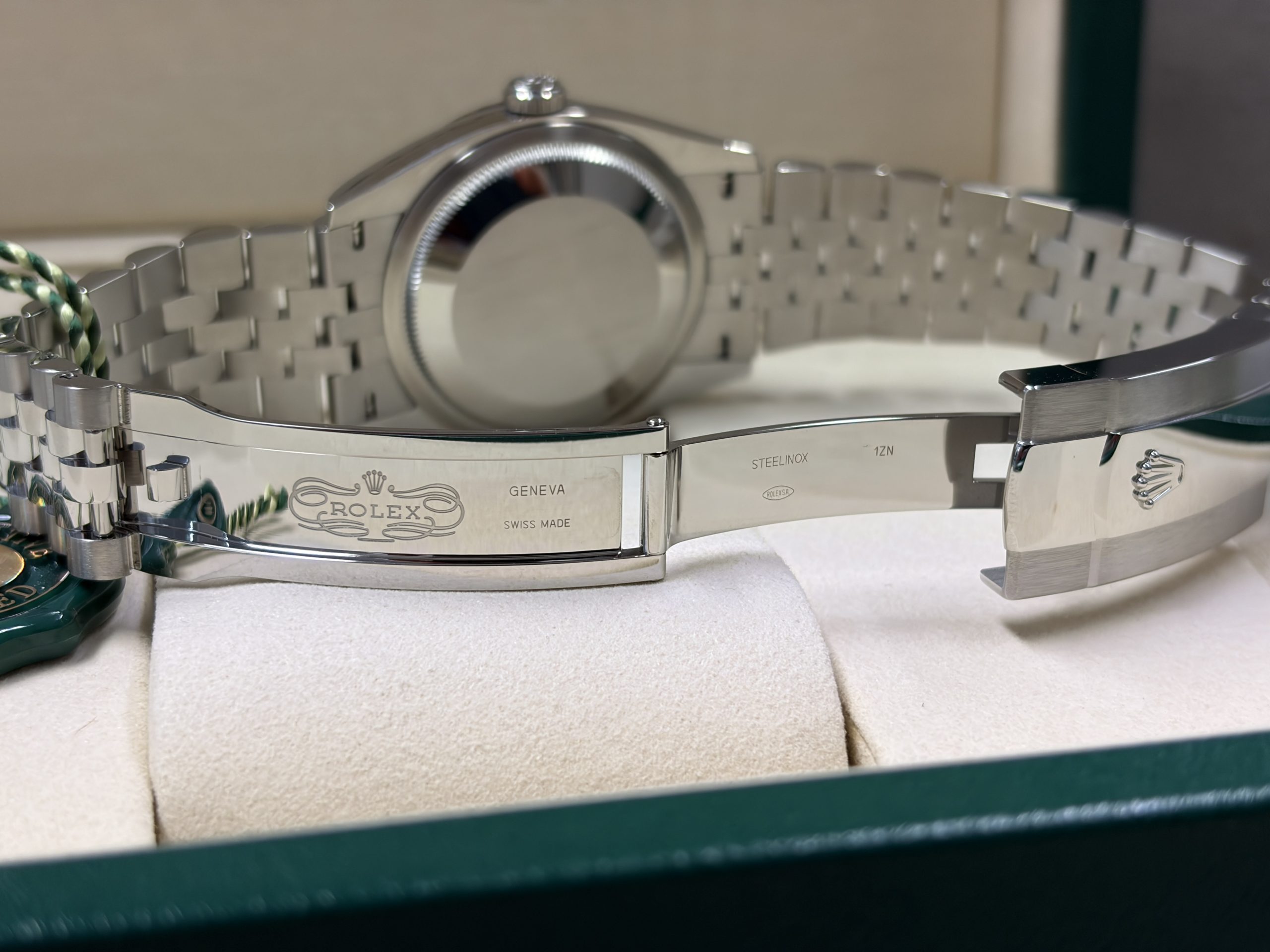 Rolex Datejust 36 "mint grünes Zifferblatt" 11