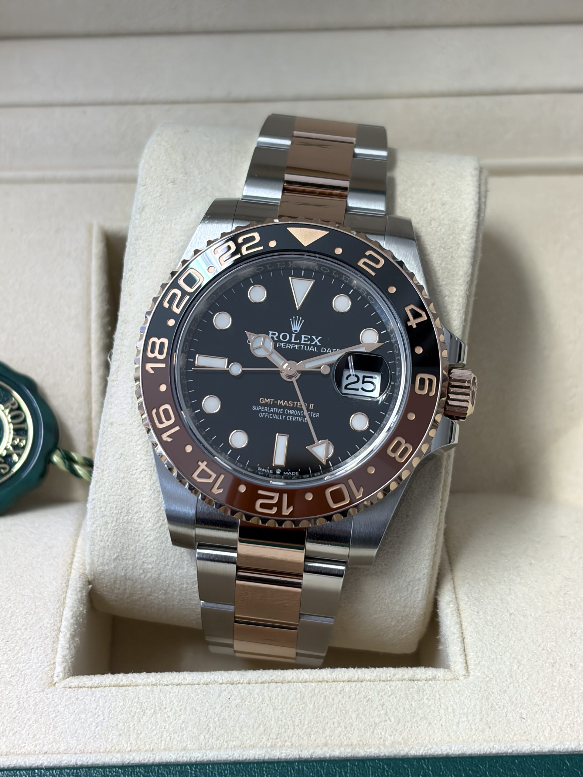 Rolex GMT-Master II "Rootbeer" 10