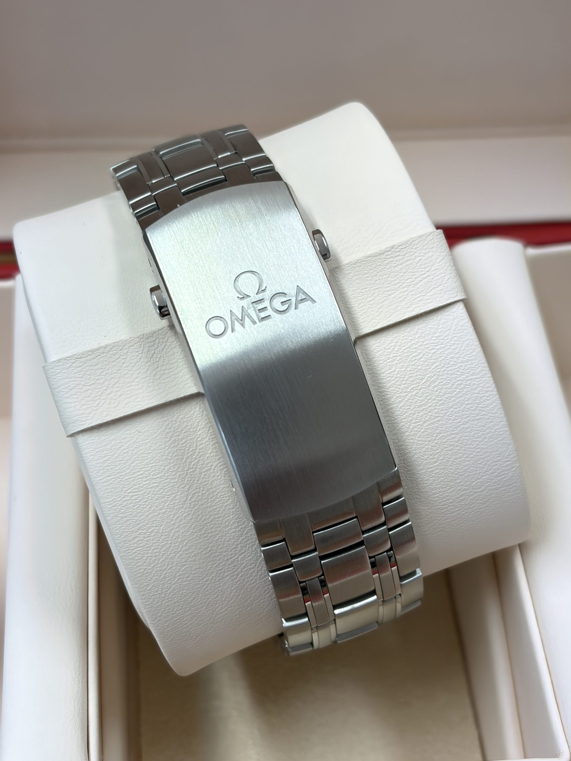 Omega Seamaster Diver 300M "SUMMER BLUE" 14