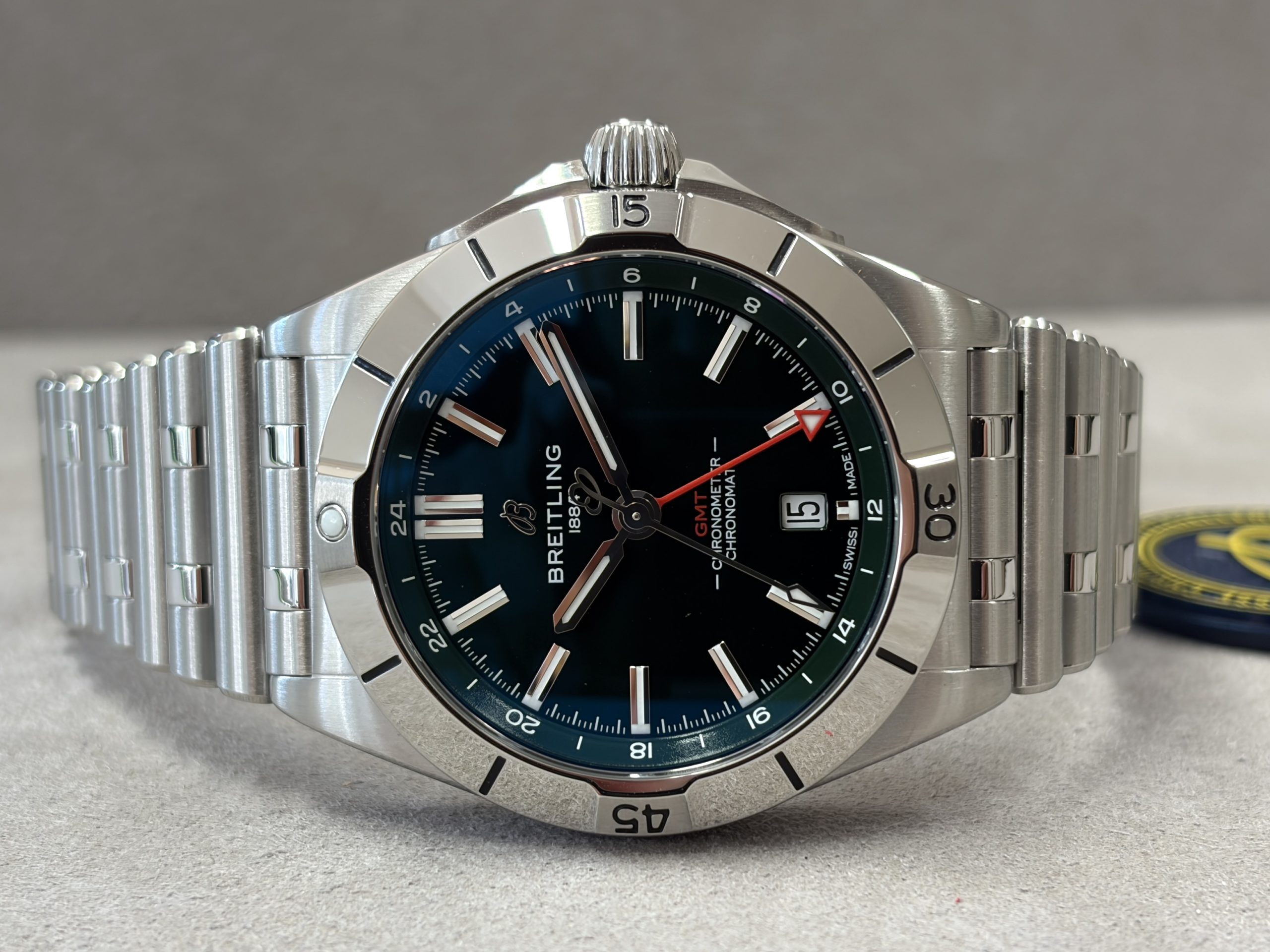 Breitling Chronomat GMT 40 5